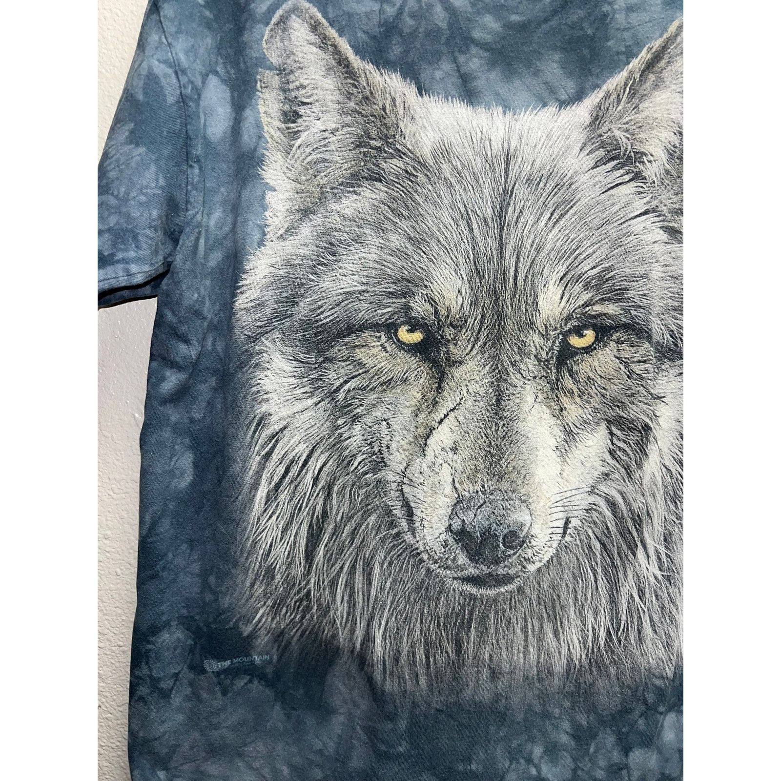 The Mountain The Mountain Wolf Shirt Colorado Wildlife Center Evil Tee L Size US L / EU 52-54 / 3 - 3 Thumbnail