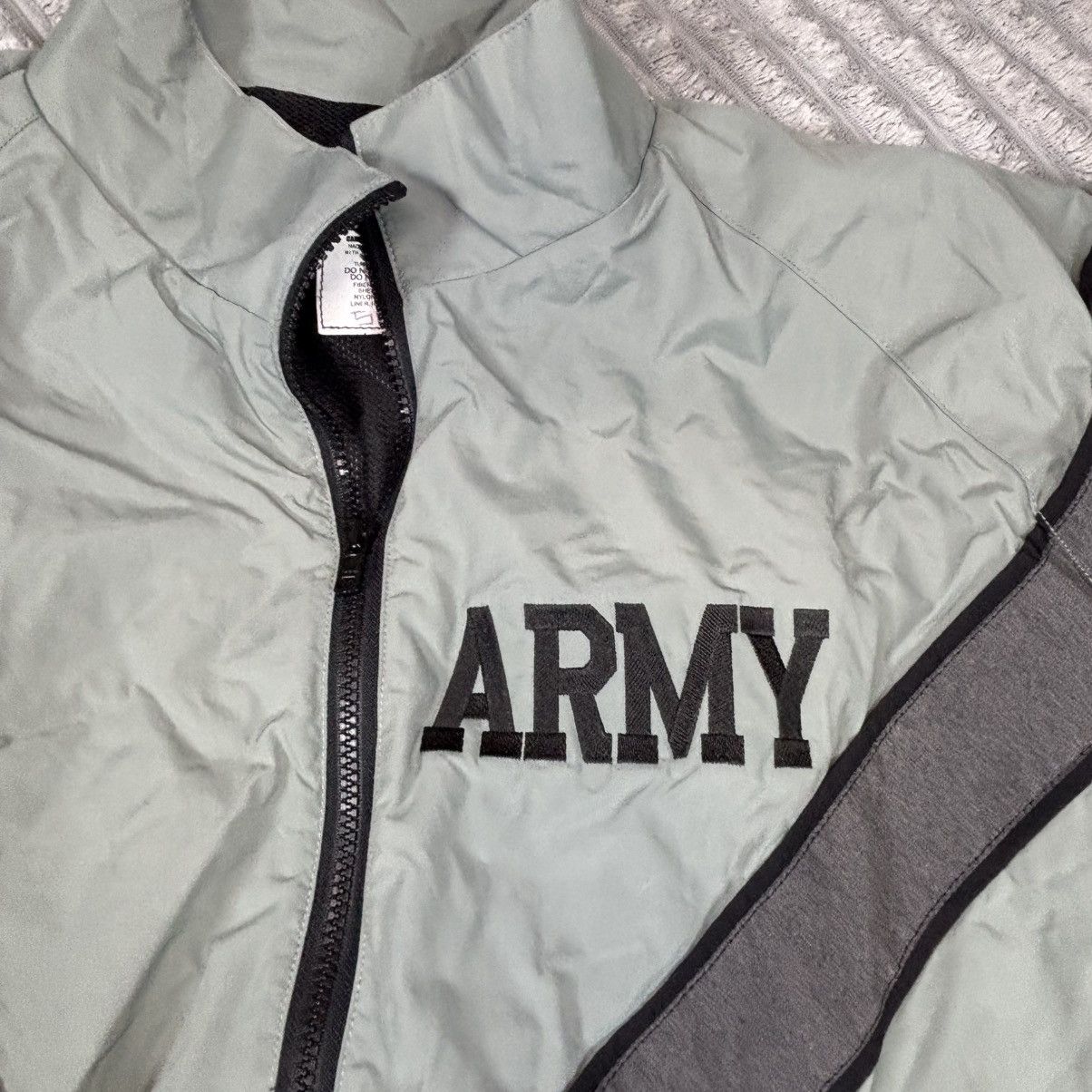 Other US Army Ipfu Men Jacket M Green Nylon Windbreaker Full Zip Size US M / EU 48-50 / 2 - 2 Thumbnail