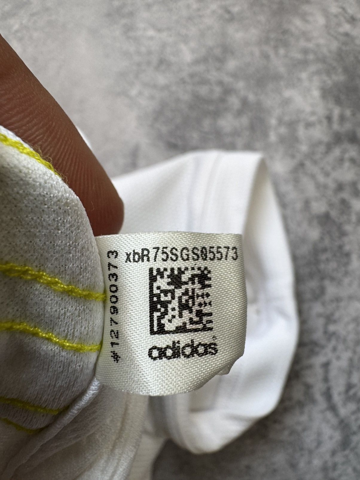 Adidas Adidas Leeds United 2021/22 Soccer Jersey Size US S / EU 44-46 / 1 - 11 Thumbnail