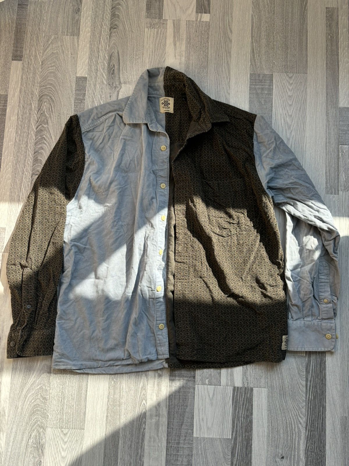 Vintage Vintage Rework London Corduroy Paisley Patch Button Up Shirt Size US L / EU 52-54 / 3 - 1 Thumbnail