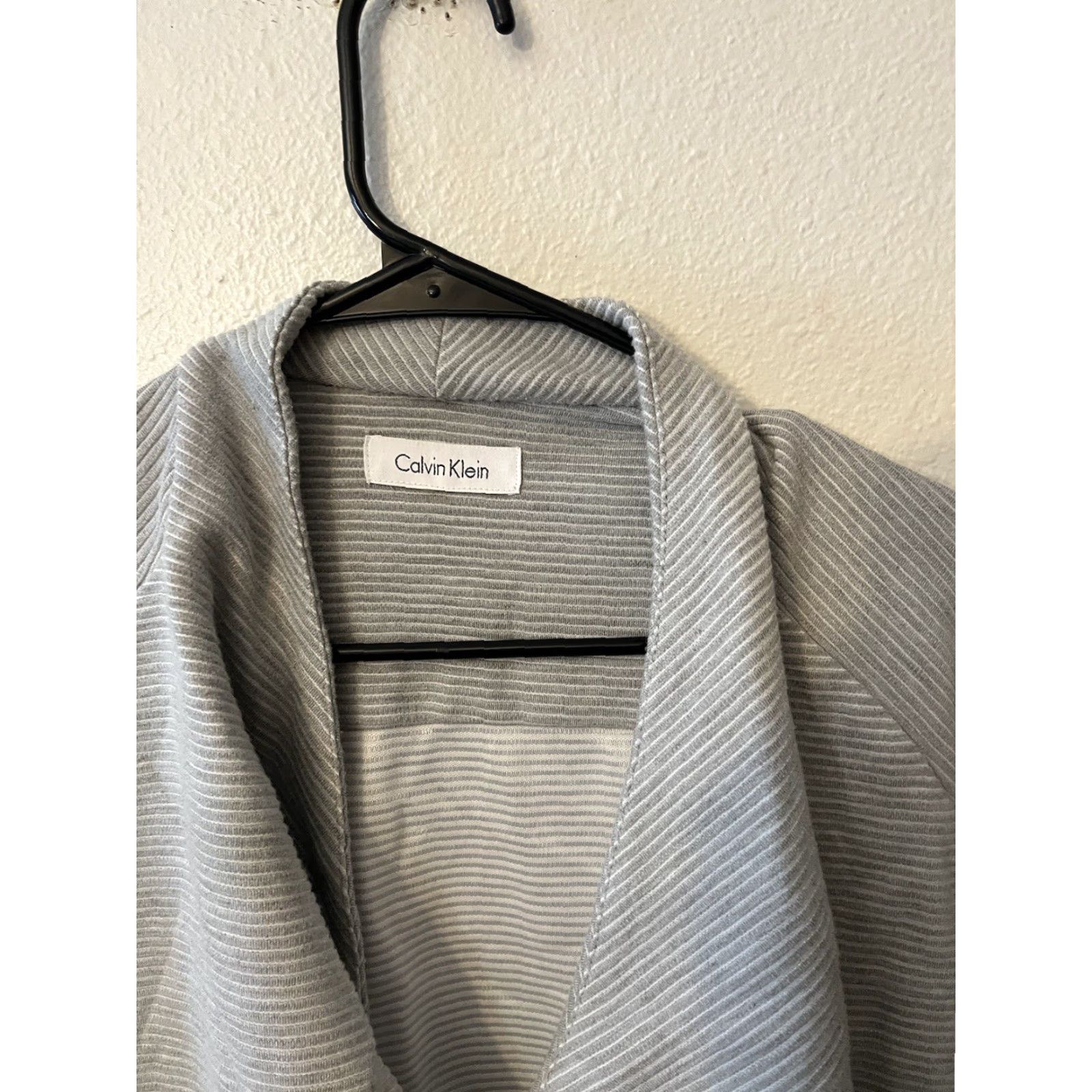 Calvin Klein Calvin Klein Textured Knit Jacket Open Front Women M Gray Solid Size M / US 6-8 / IT 42-44 - 2 Thumbnail