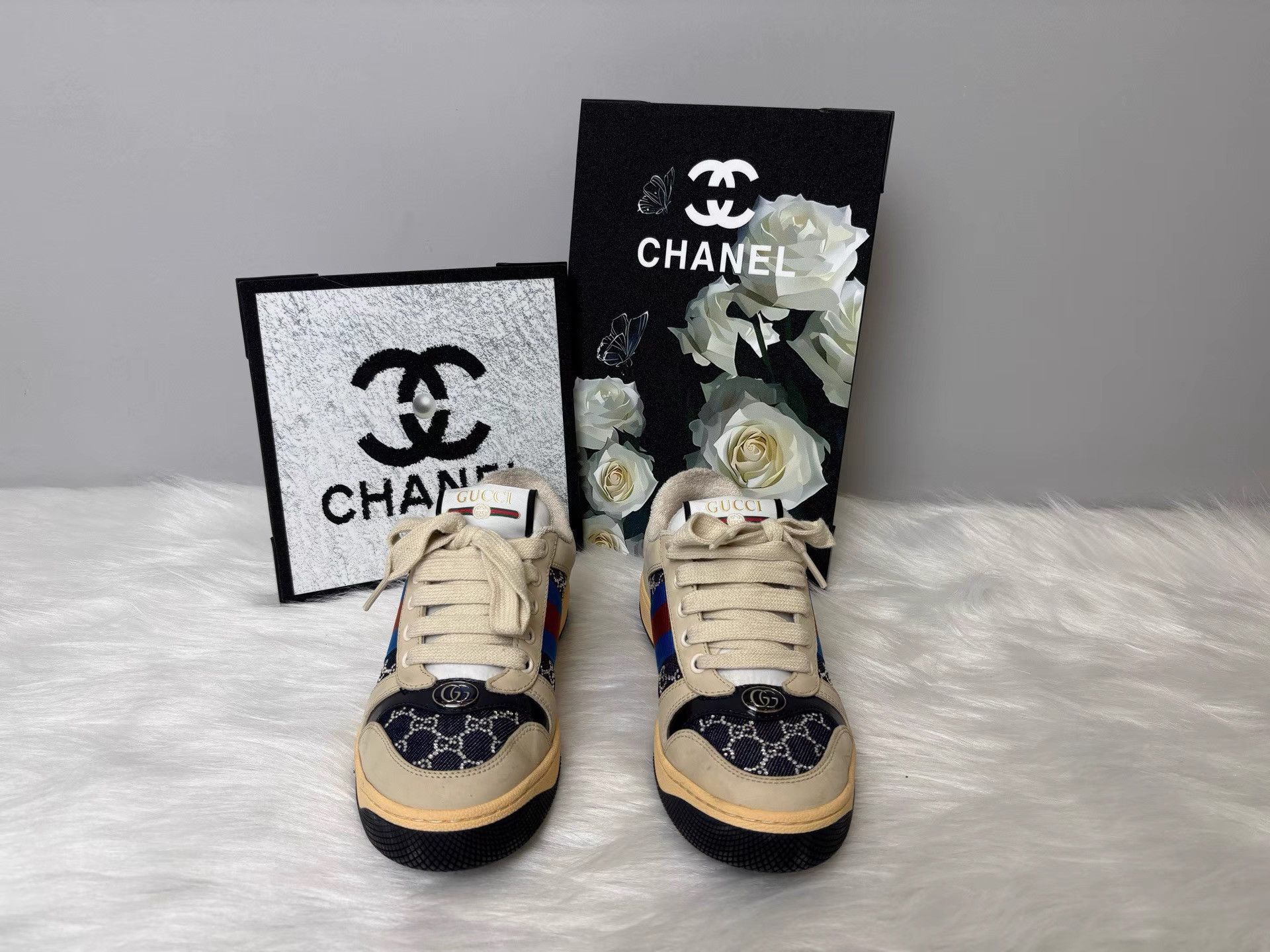 Gucci Gucci Screener Blue-Red Crystal Flat Sneakers K36 Size US 5 / IT 35 - 2 Thumbnail