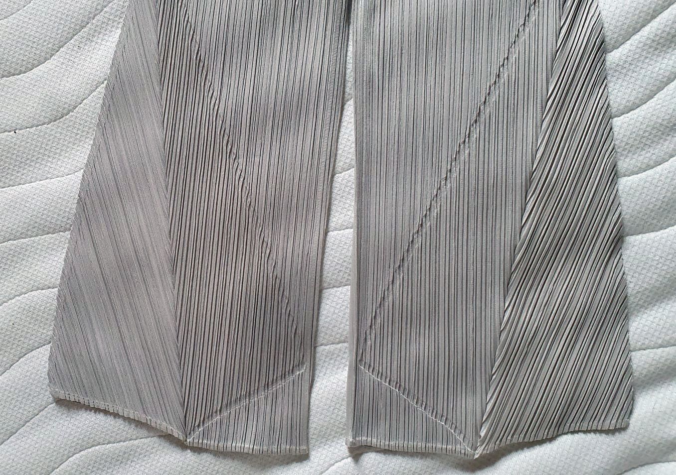 Pleats Please Issey Miyake Issey Miyake sleeveless suit Size S / US 4 / IT 40 - 13 Thumbnail