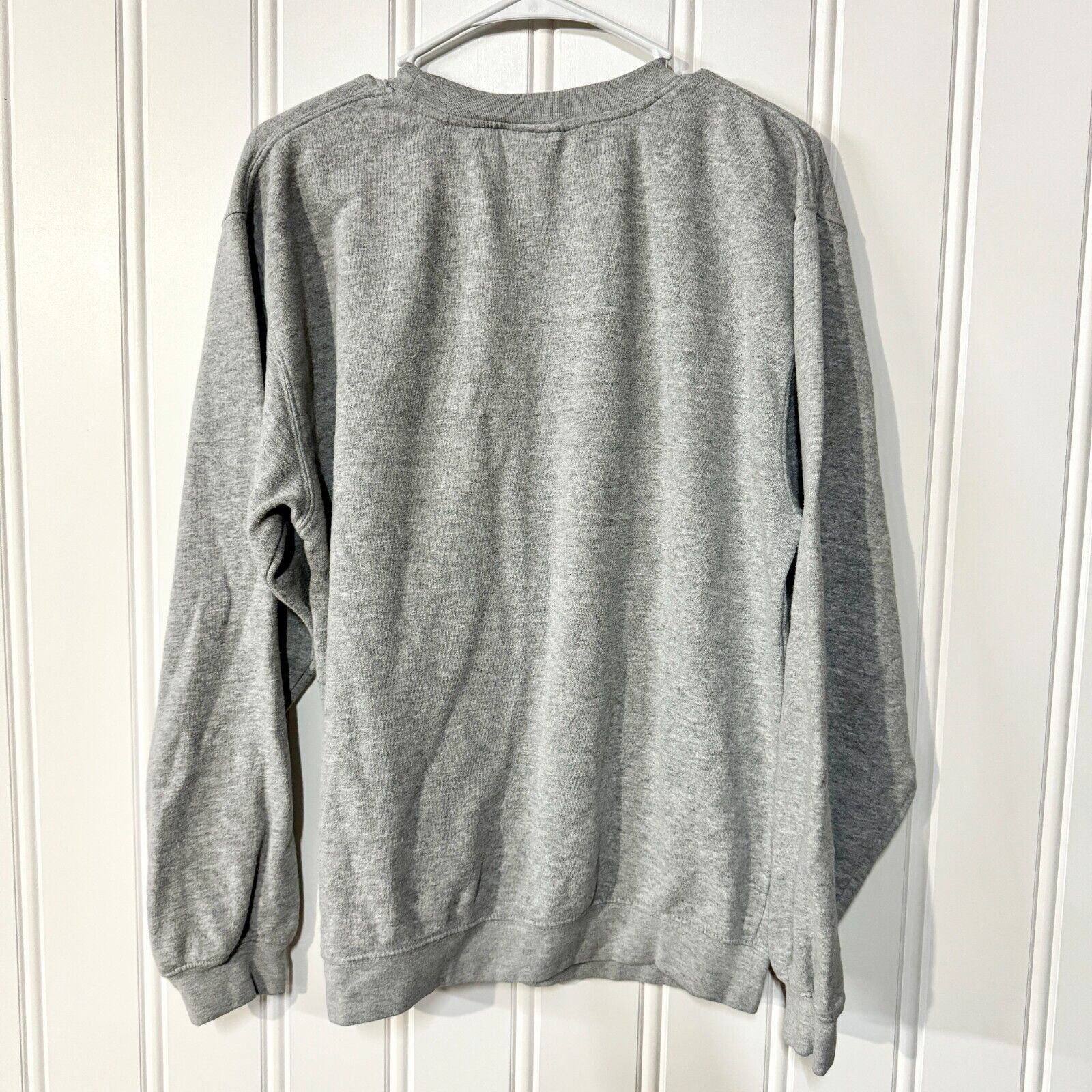 Disney Disney Store Sweater Size Medium Whinnie The Pooh Grey Size M / US 6-8 / IT 42-44 - 5 Thumbnail