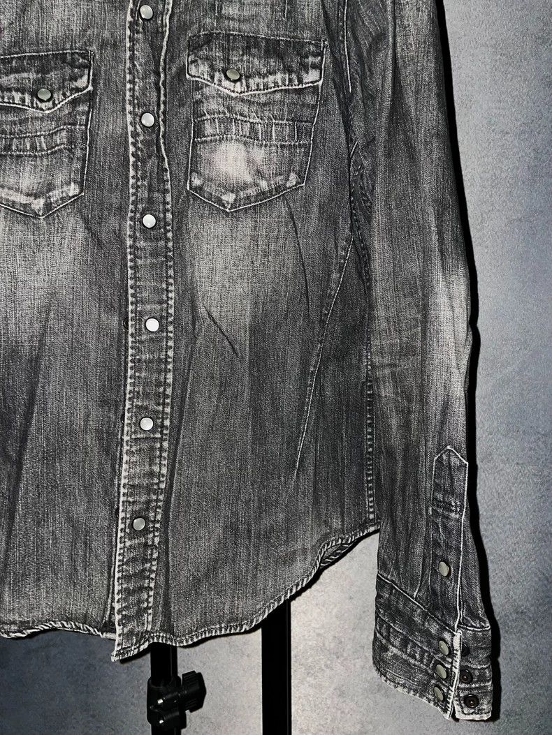 Number (N)ine Number (N)ineBlack and gray washed old shirts denim shirts Size US M / EU 48-50 / 2 - 3 Thumbnail