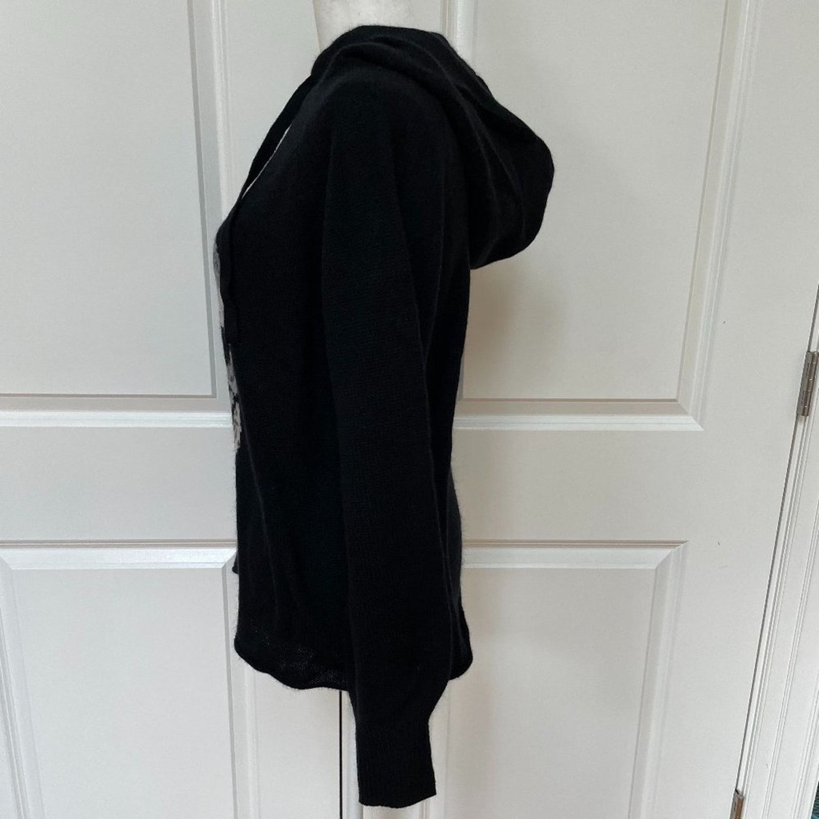 360Cashmere Celina Skull Cashmere Hooded Sweater from 360 CASHMERE Size S / US 4 / IT 40 - 4 Thumbnail