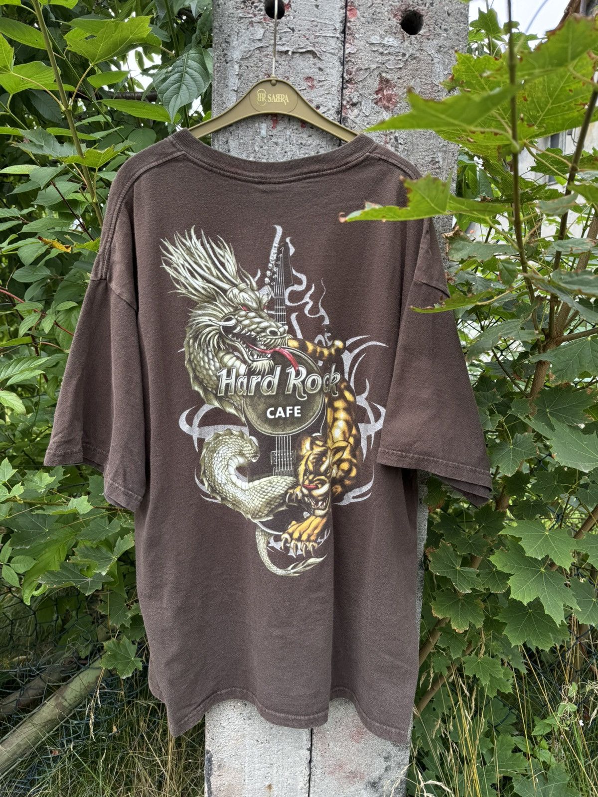 Hard Rock Cafe Vintage Hard Rock Cage Orlando USA Dragon Washed Tee 90s Size US XL / EU 56 / 4 - 4 Thumbnail