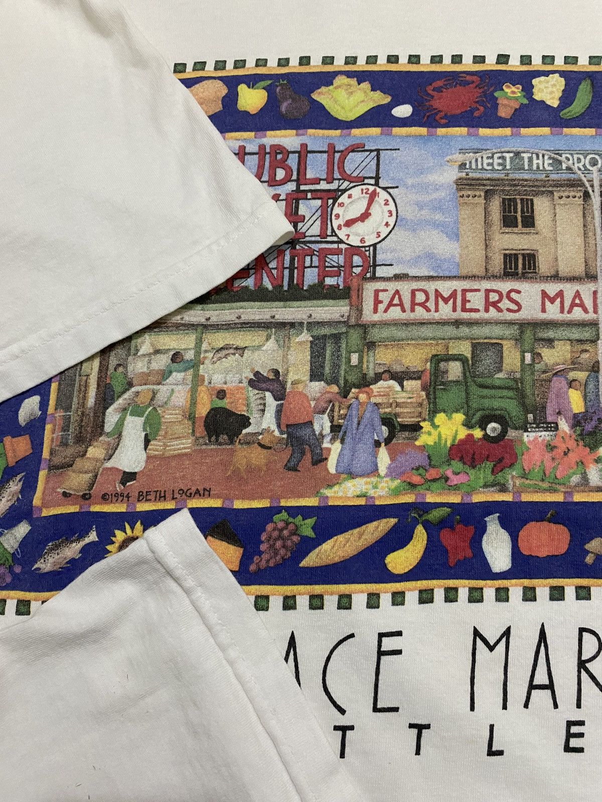 Gildan × Vintage Pike Place Market 1994 Size US M / EU 48-50 / 2 - 4 Thumbnail