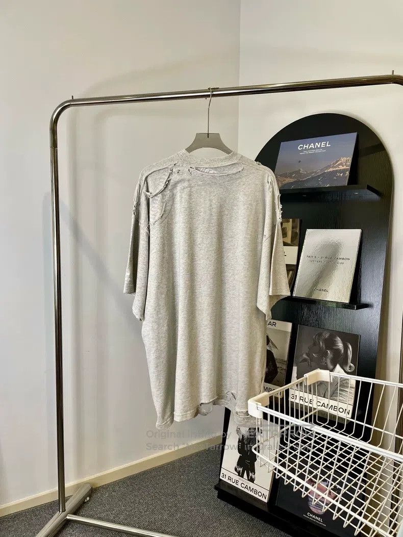 Balenciaga Balenciaga Solid Color Ripped Sport Loose Distressed Gray Size US L / EU 52-54 / 3 - 2 Thumbnail