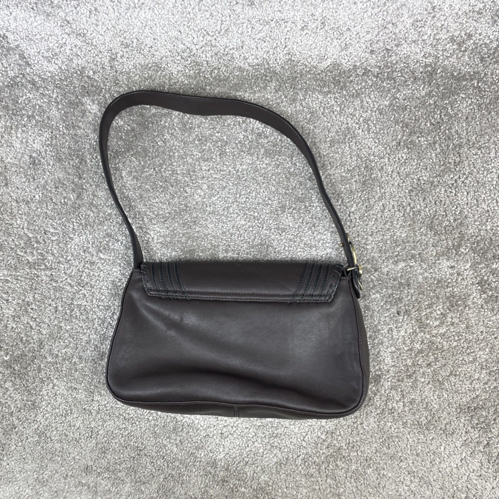 Vintage VTG Tosca Blu Handbags Womens Dark Brown Leather Beads Tooled Shoulder Bag Medium Brown 10.5 x 6.5 inch Vintage Designer Casual Party/Cocktail Womens Size ONE SIZE - 3 Thumbnail