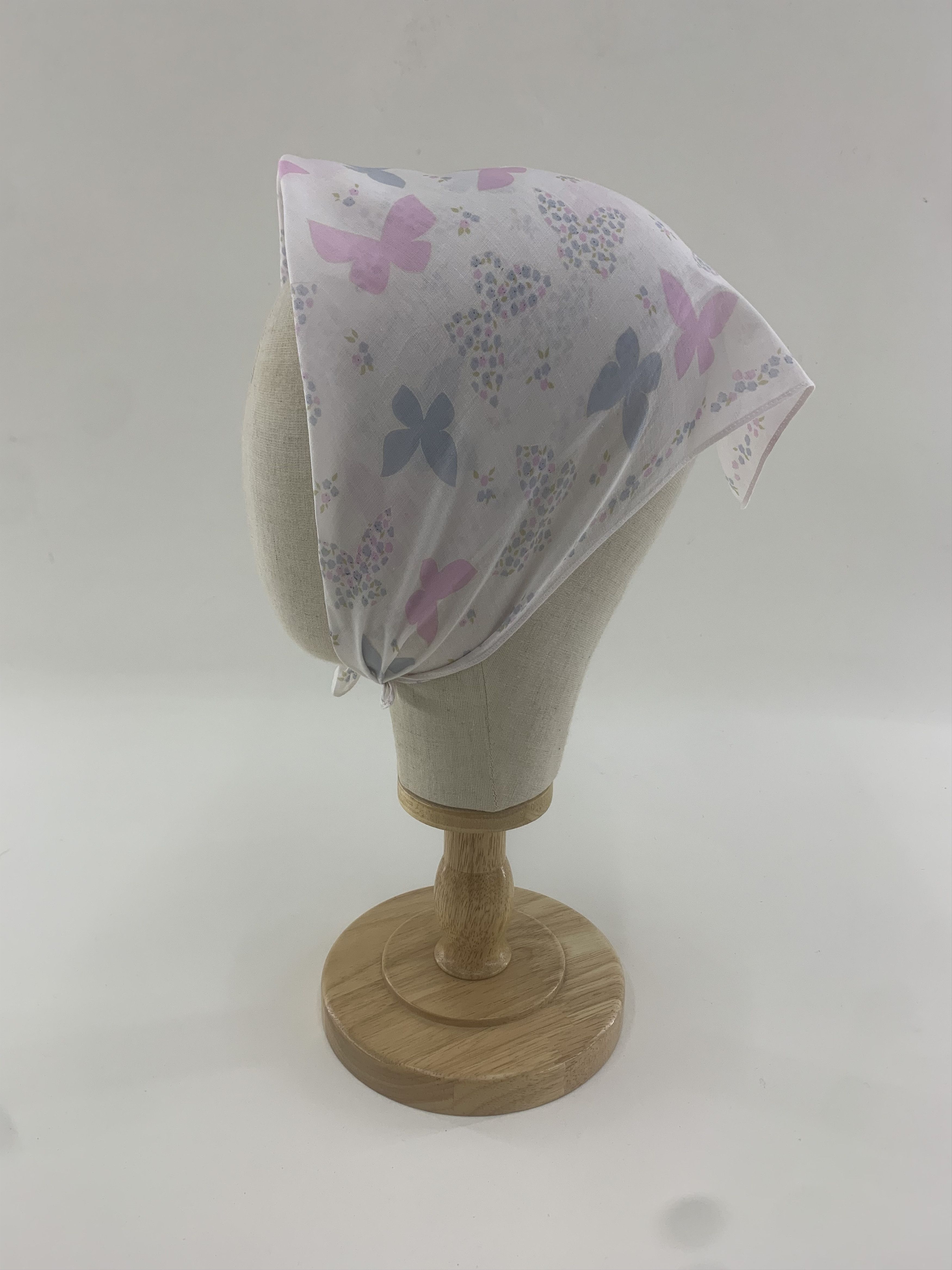 Pierre Balmain Pierre Balmain Handkerchief Bandana Neckerchief TB3324 Size ONE SIZE - 3 Thumbnail