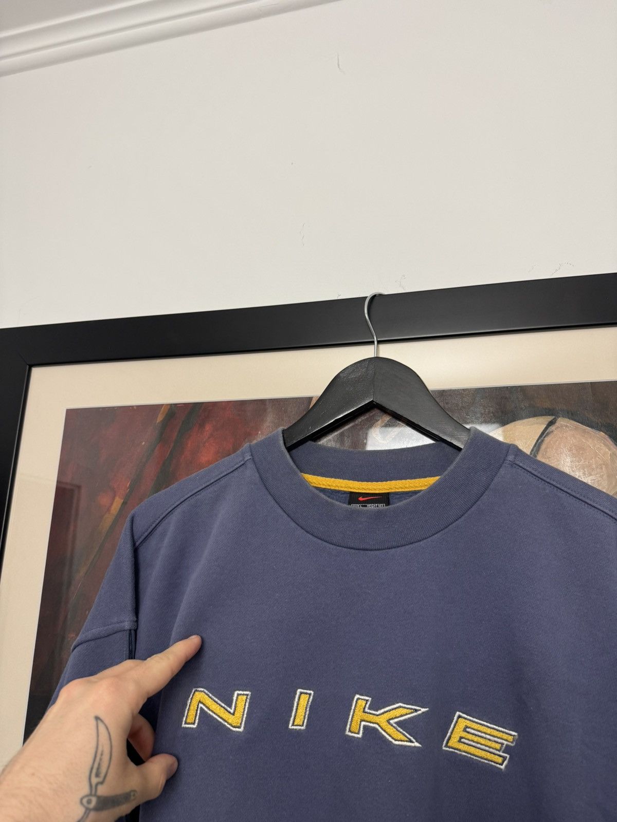 Nike Nike 90s Vintage Spellout Logo Crewneck Center Swoosh Rare Size US L / EU 52-54 / 3 - 4 Thumbnail