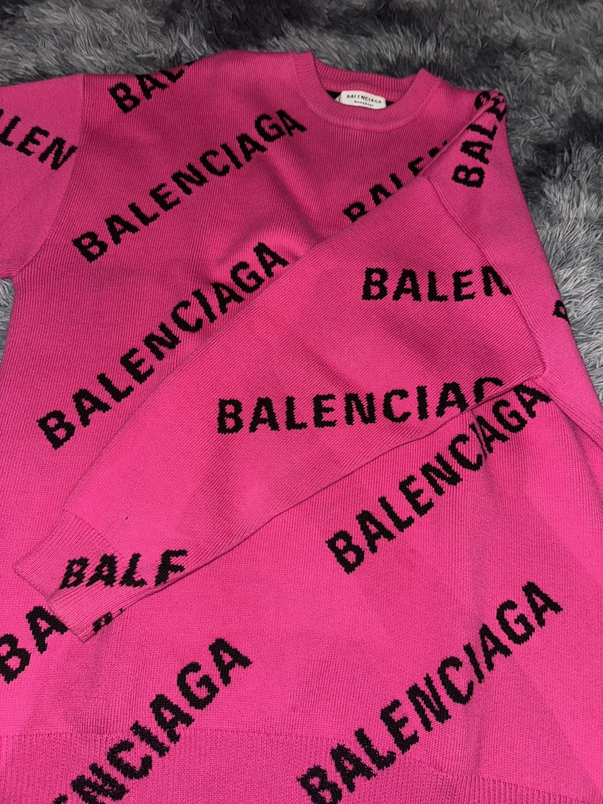Balenciaga Pink balenciaga logo knit Size US XS / EU 42 / 0 - 2 Thumbnail