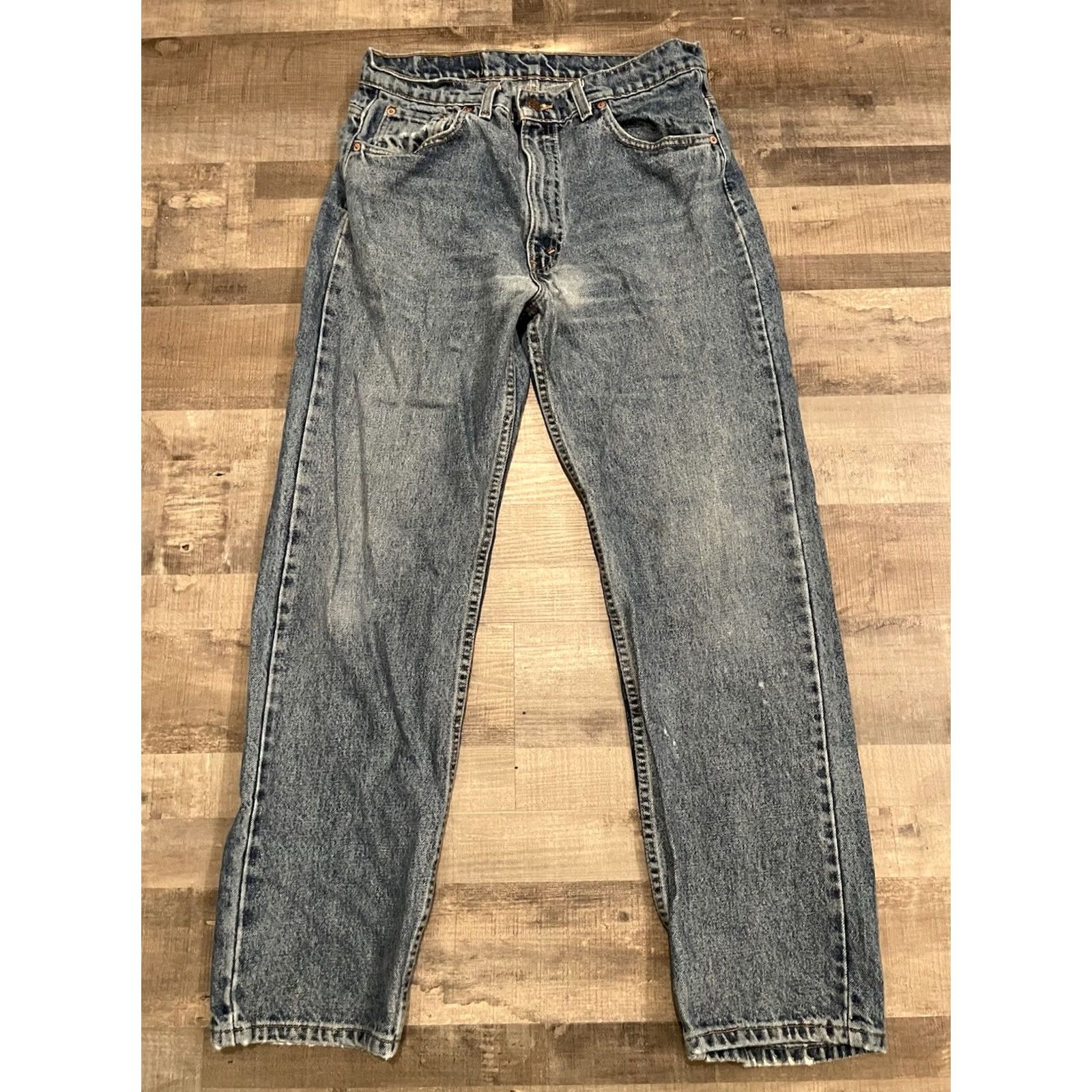 Levi's VTG Levi’s 505 Regular Jeans Straight Leg 34x29 90s Light Wash Denim USA Men Regular Blue Size US 34 / EU 50 - 4 Thumbnail