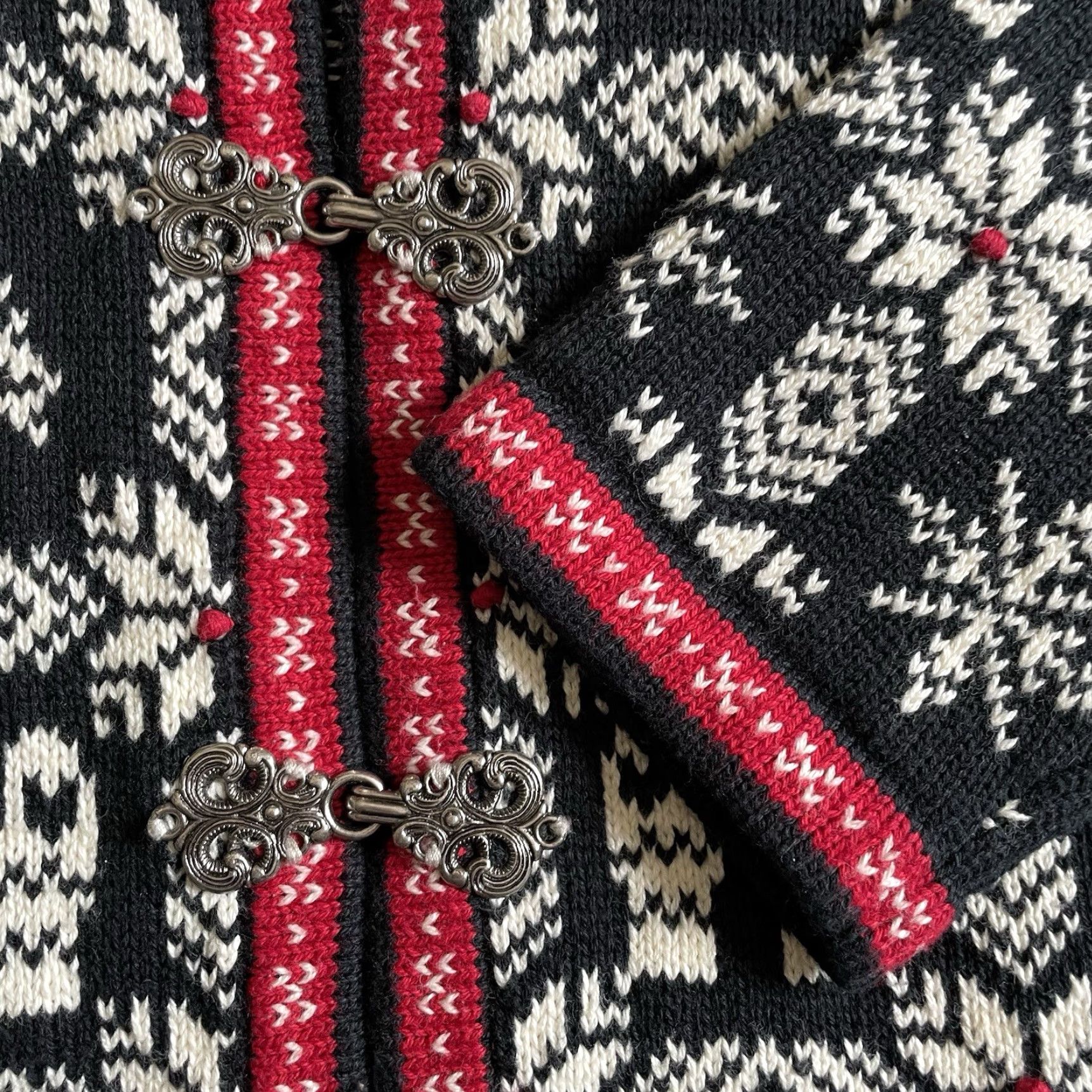 Talbots VTG Talbots Nordic Fair Isle Snowflake Button Up Sweater Cardigan S Black Cotton Size S / US 4 / IT 40 - 4 Thumbnail