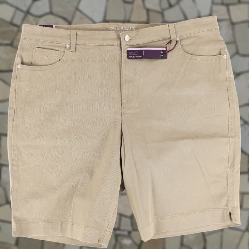 Gloria Vanderbilt Gloria Vanderbilt Stretch Amanda Cotton Twill Golf Shorts Tan Women's 22 Size 40" / US 18 - 1 Thumbnail