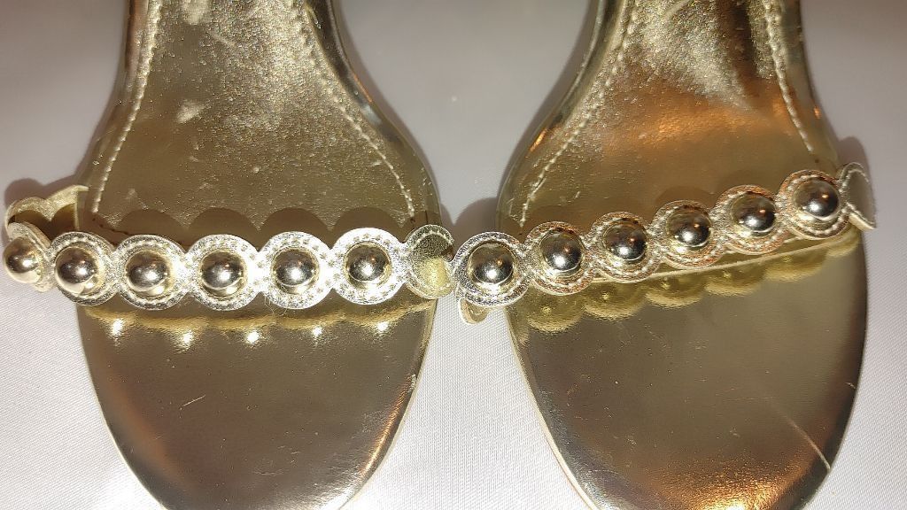 Marc Fisher Marc Fisher LTD Belia Gold Ankle Strap Sandals Size 7M Size US 7 / IT 37 - 8 Thumbnail