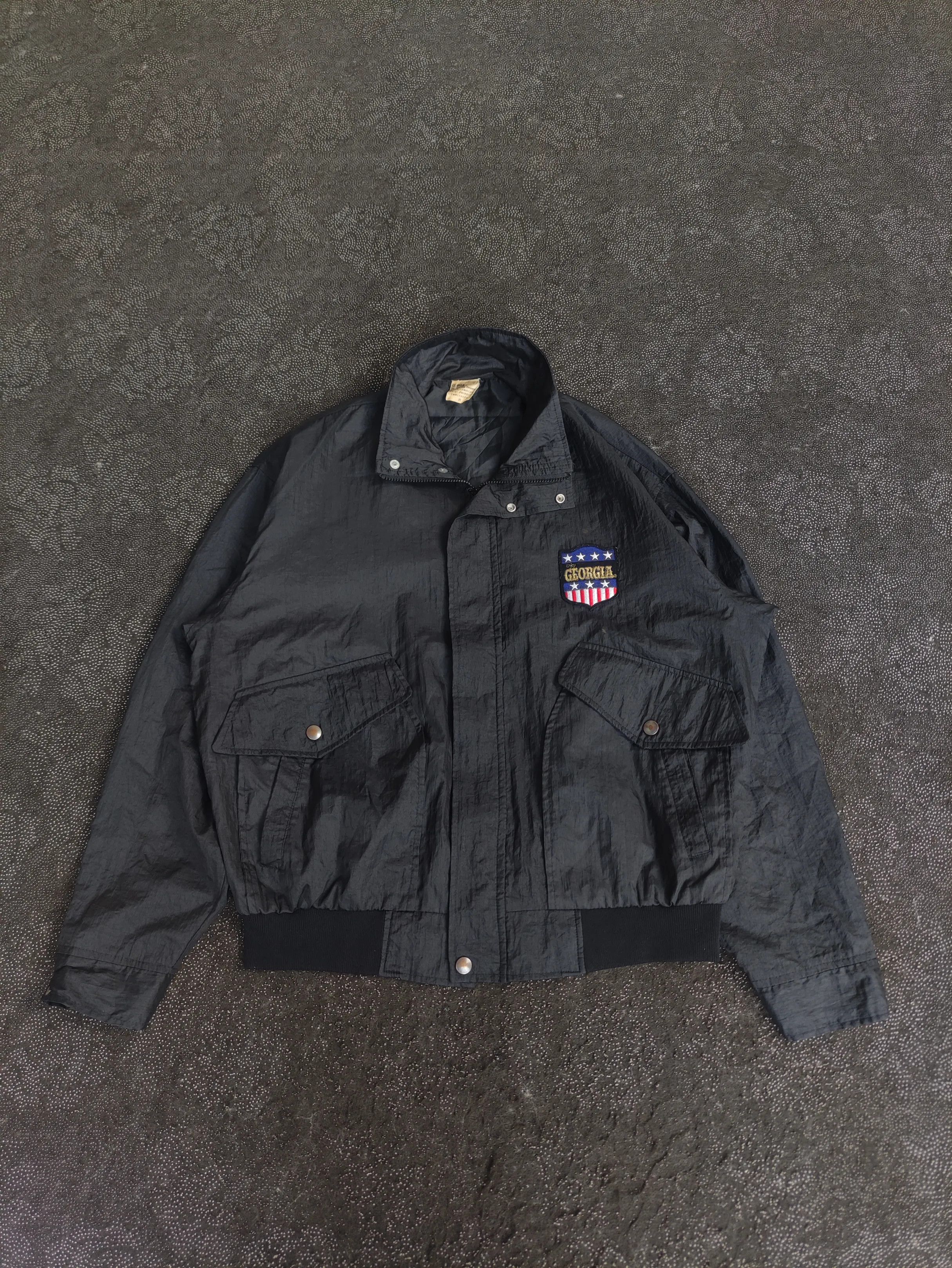 Vintage Vintage Georgia Coca Cola Bomber Jacket J022 Size US L / EU 52-54 / 3 - 2 Thumbnail