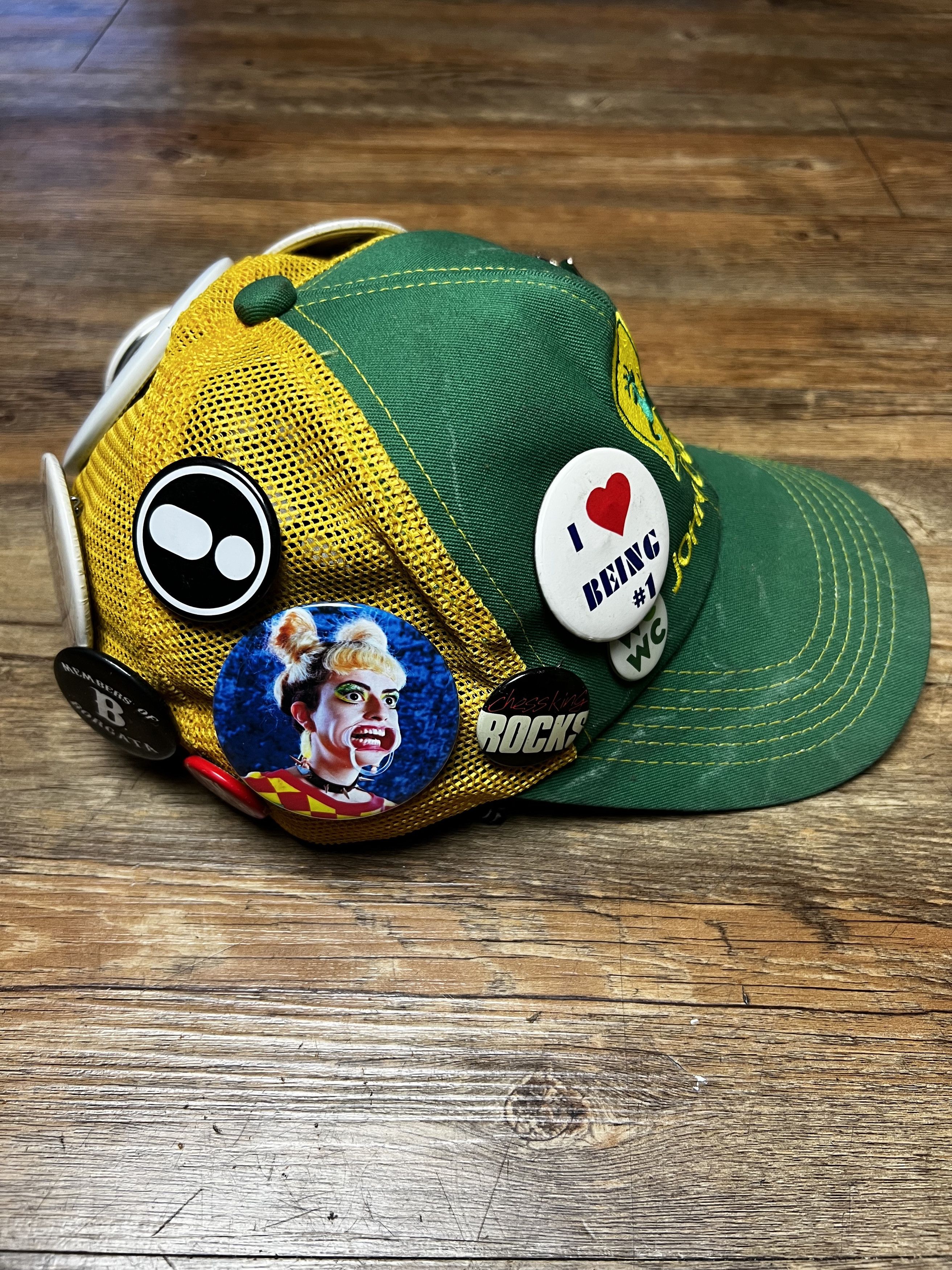 John Deere Vintage John Deere Green Yellow 6 Panel Snapback Hat w Pins Size ONE SIZE - 4 Thumbnail