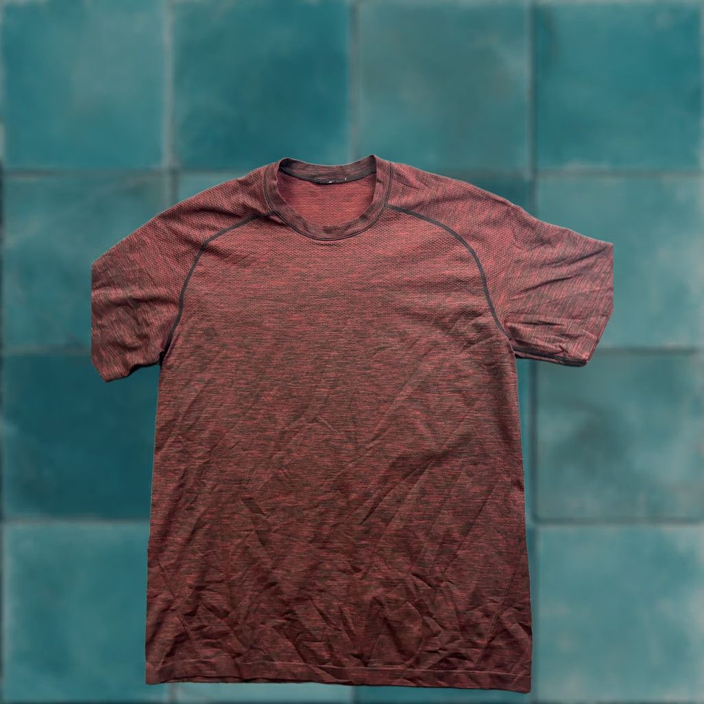 Lululemon Lululemon Shirt Mens Large Red Short Sleeve Athletic Running Training Top Size US M / EU 48-50 / 2 - 1 Thumbnail
