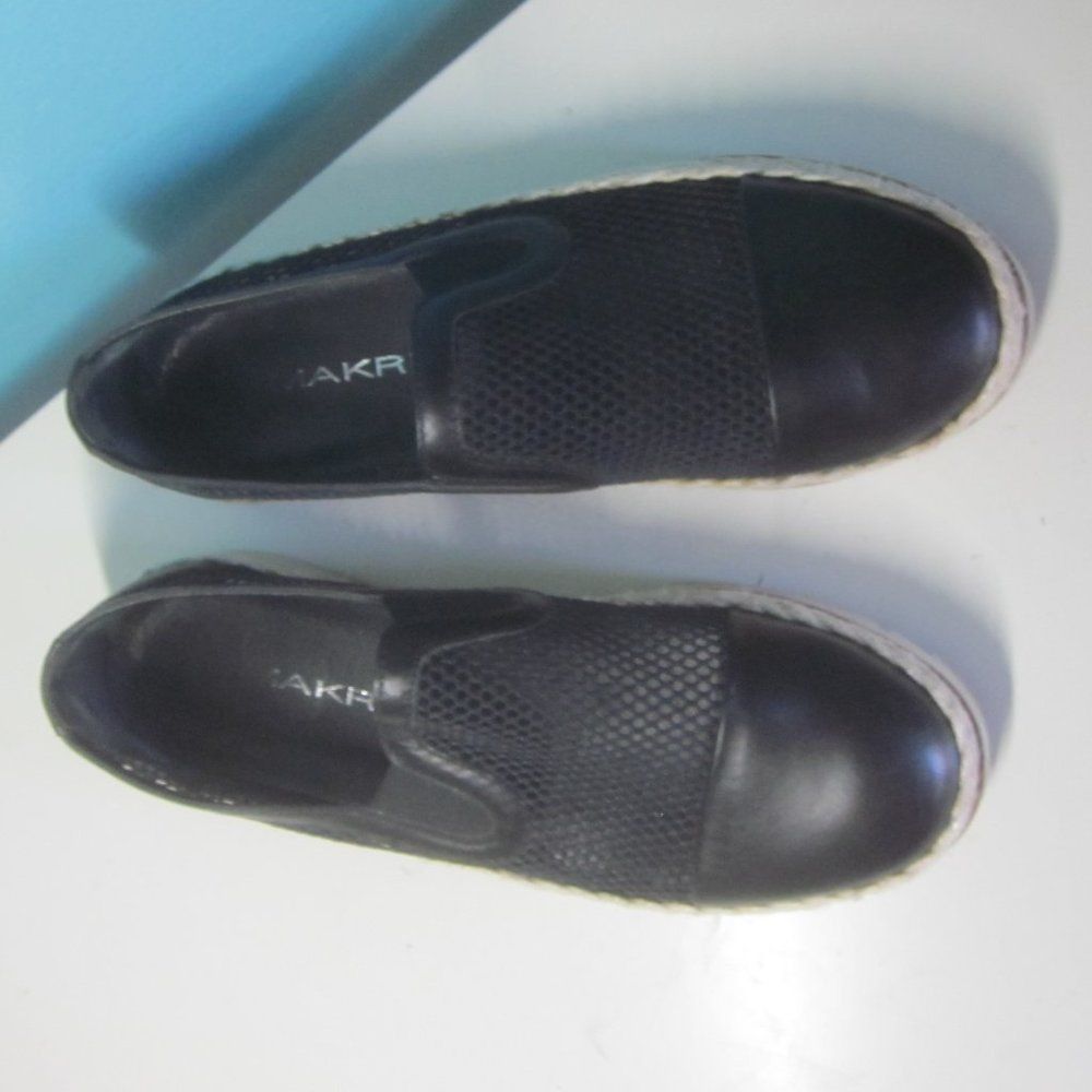 Akris Makris Womens Slip Ons Size 8 / 38.5 Size US 8 / IT 38 - 14 Thumbnail