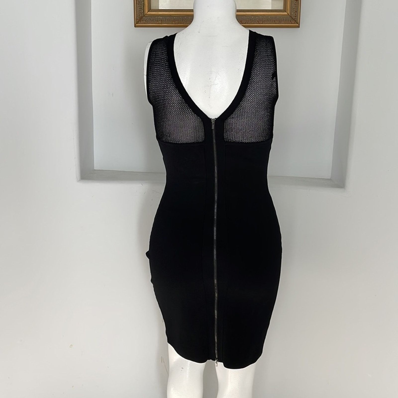 Diane von Furstenberg Diana Von Furstenberg “Moscow” Black Mini Bodycon Dress L Size L / US 10 / IT 46 - 14 Thumbnail