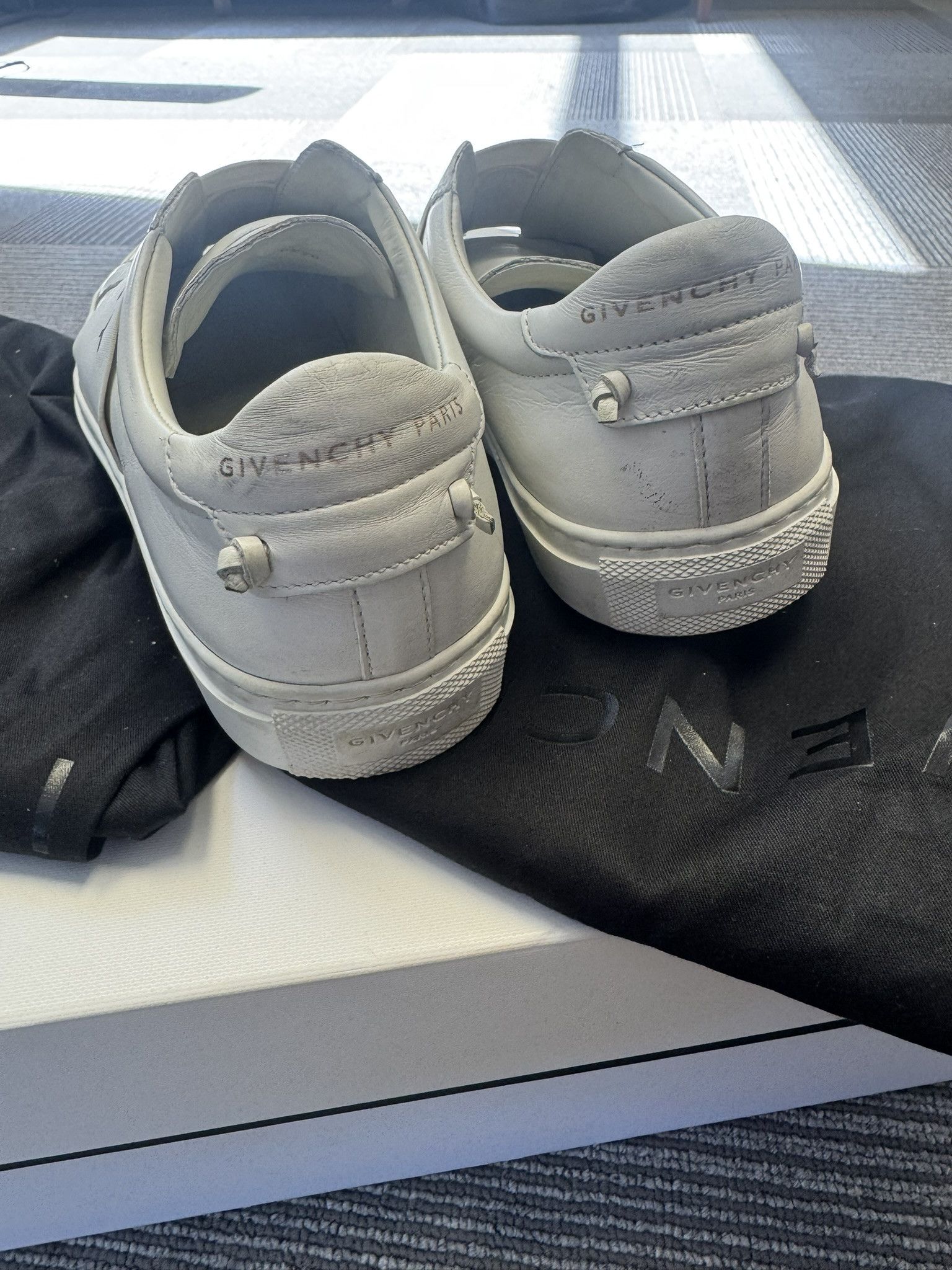Givenchy Urban street white logo sneakers Size US 7 / IT 37 - 9 Thumbnail