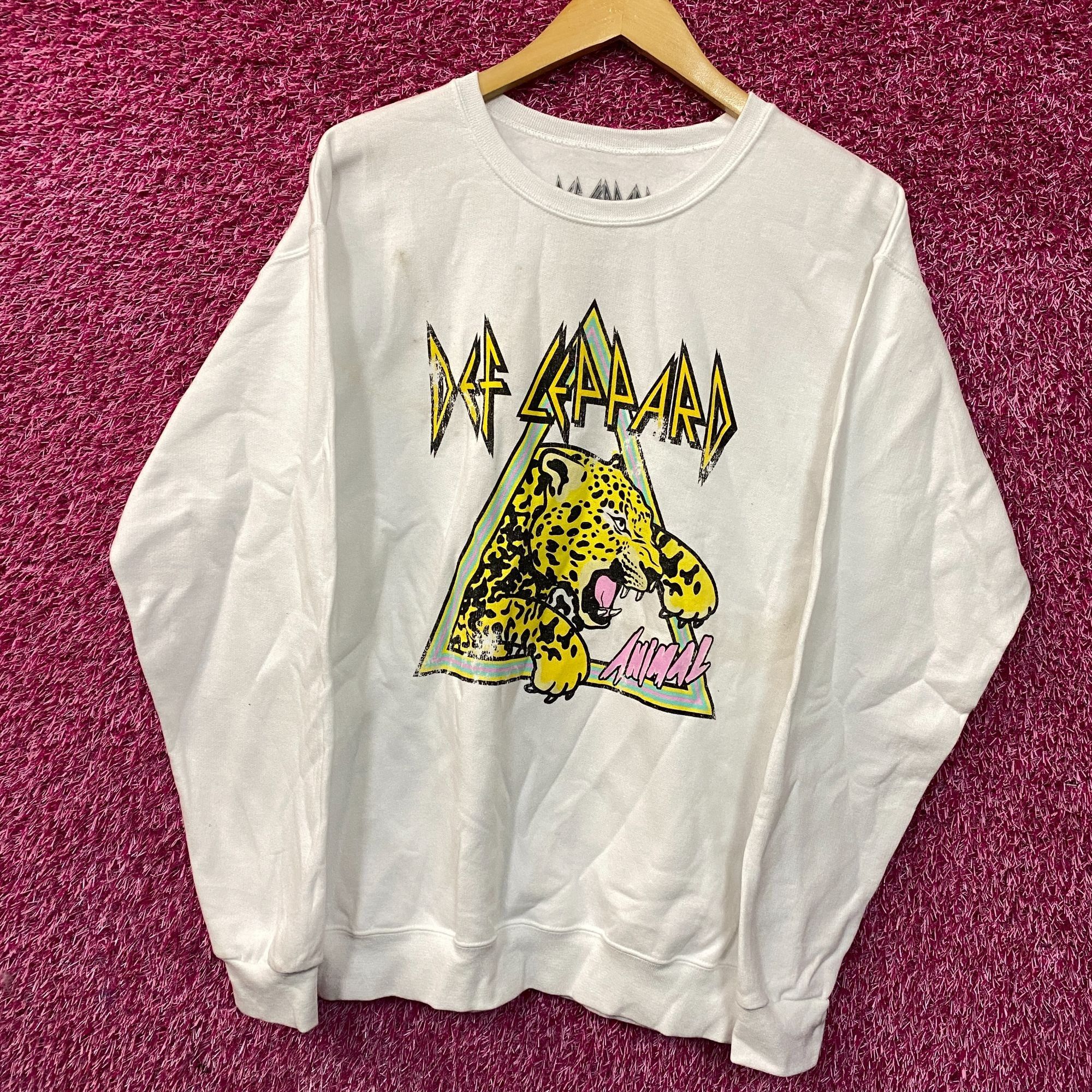 Def Leppard Def Leppard Animal Glam Metal Band Crewneck Sweater size S/M Size US M / EU 48-50 / 2 - 3 Thumbnail