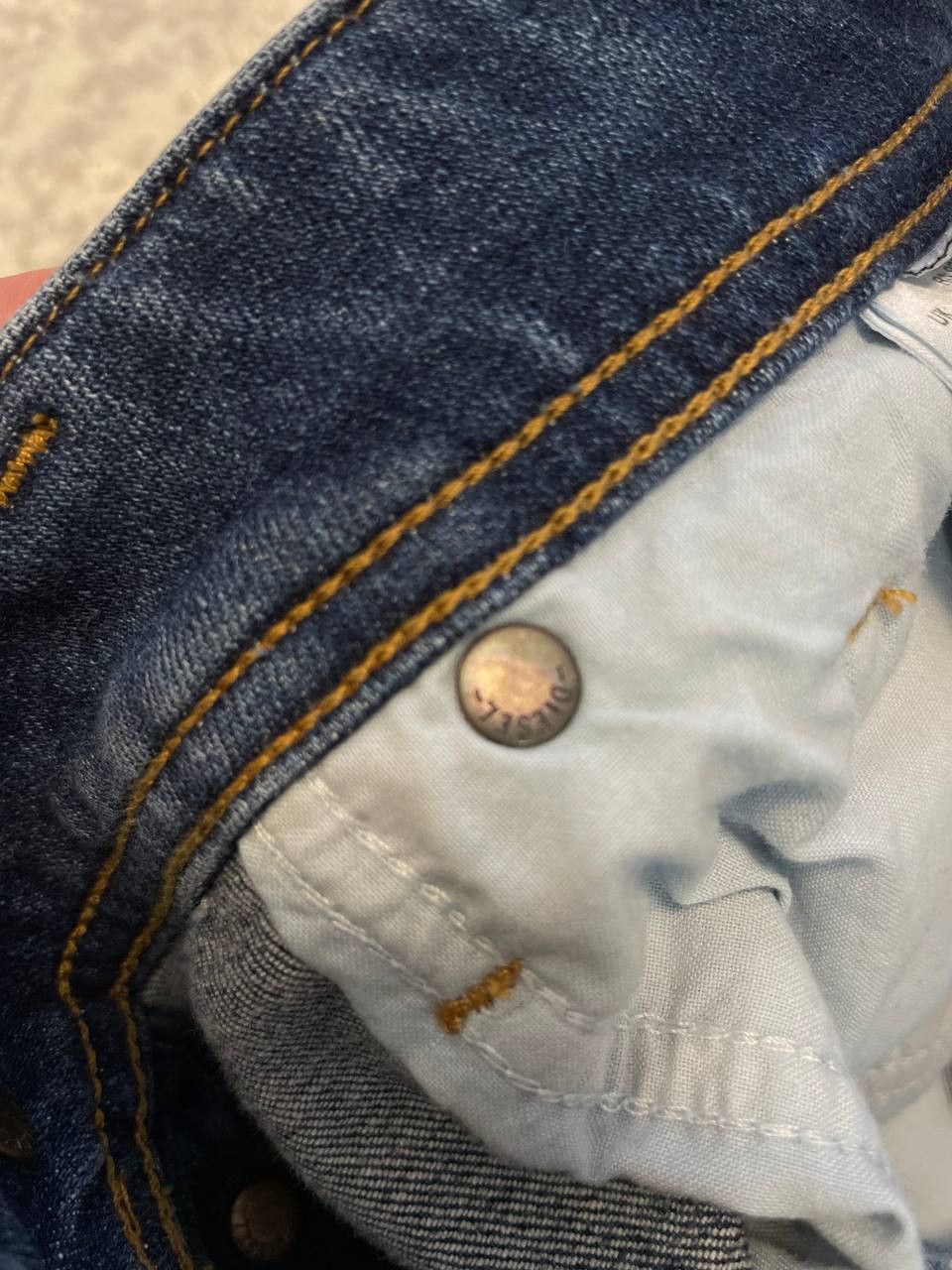 Diesel Vintage Diesel Jeans Made in Italy W30 Straight Fit Y2K Size US 30 / EU 46 - 9 Thumbnail
