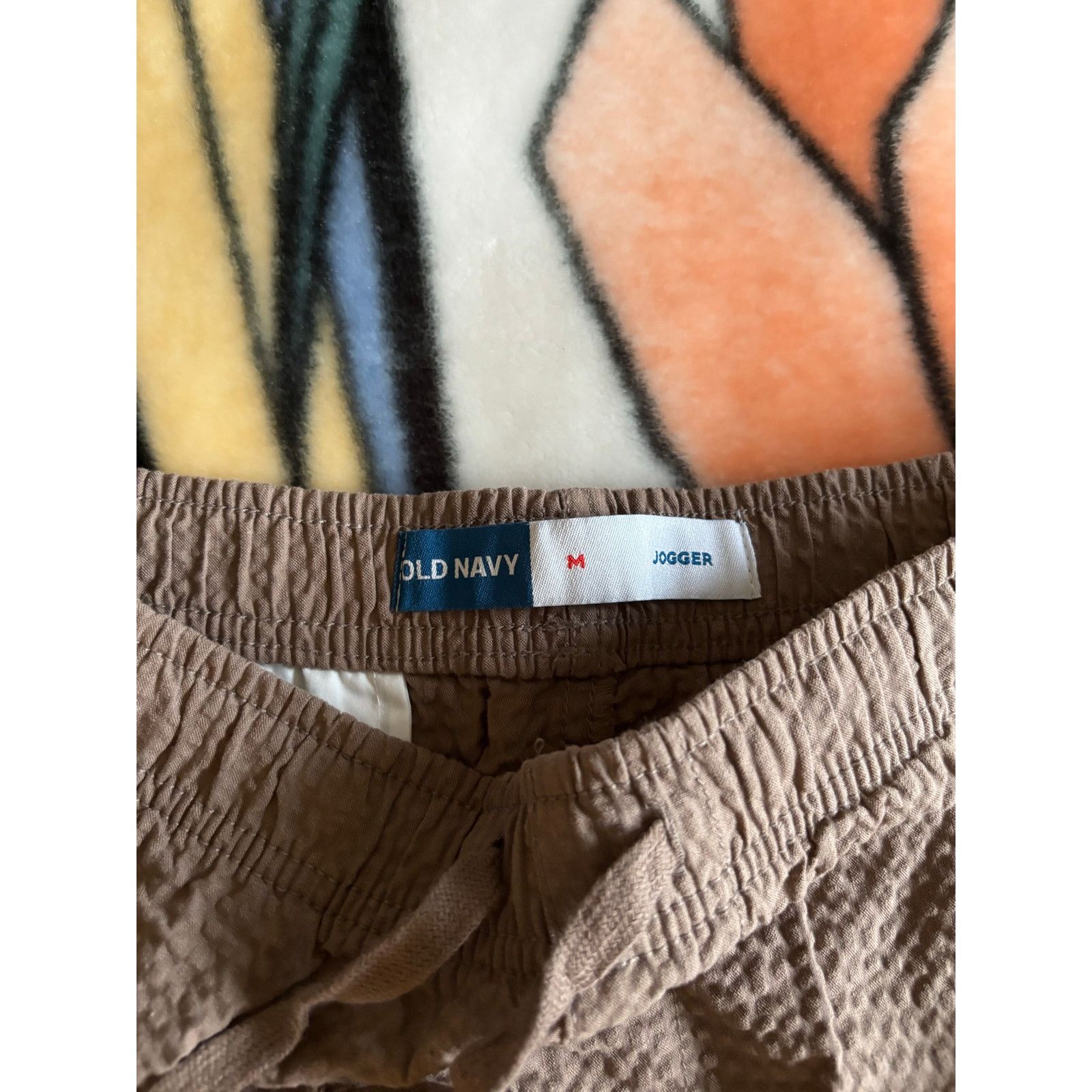 Old Navy Men’s Brown Textured Pull On Jogger Shorts Size Medium Size 30" / US 8 / IT 44 - 2 Thumbnail