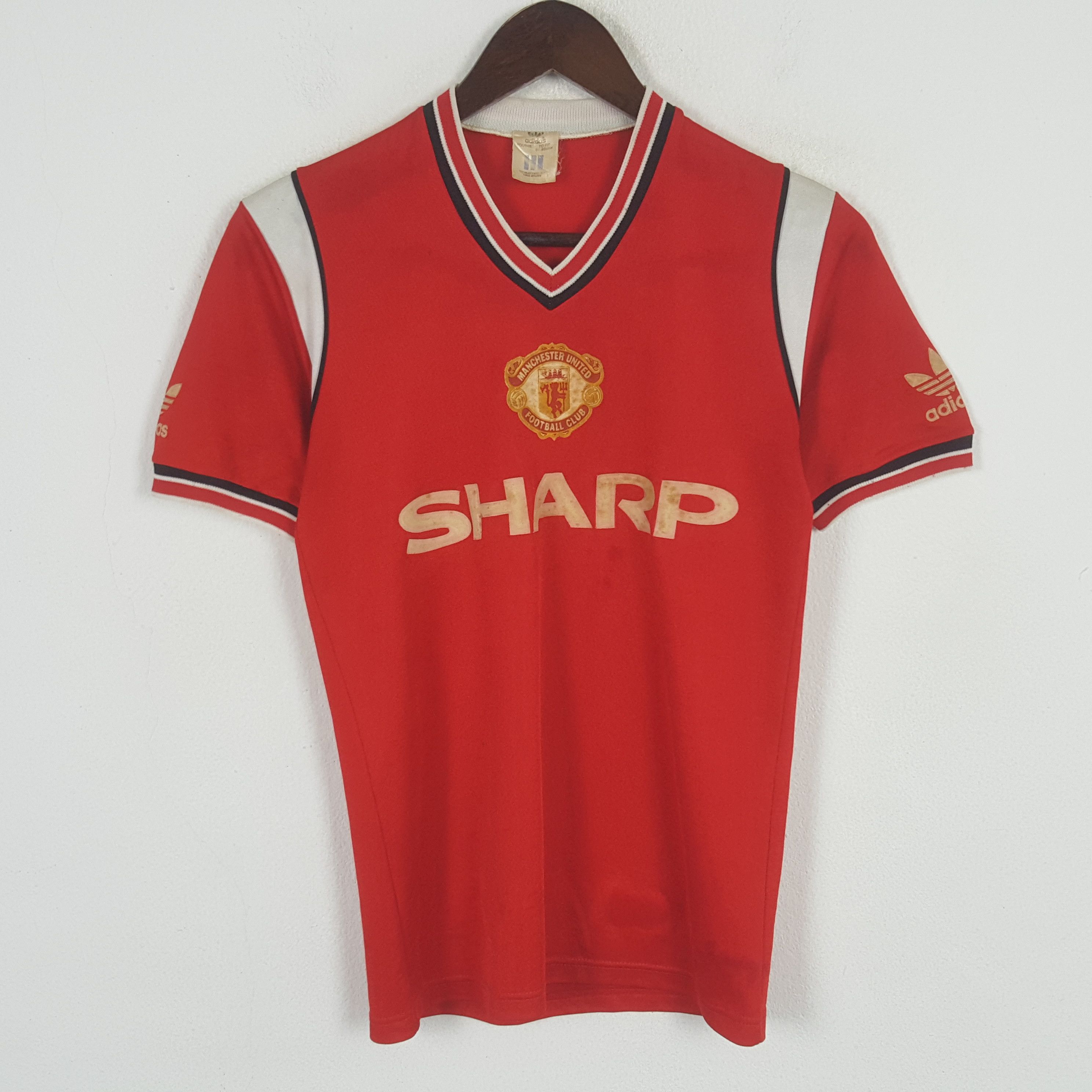 Adidas Vintage ADIDAS Manchester United 1984/1986 Jersey Shirt Size US XS / EU 42 / 0 - 1 Thumbnail