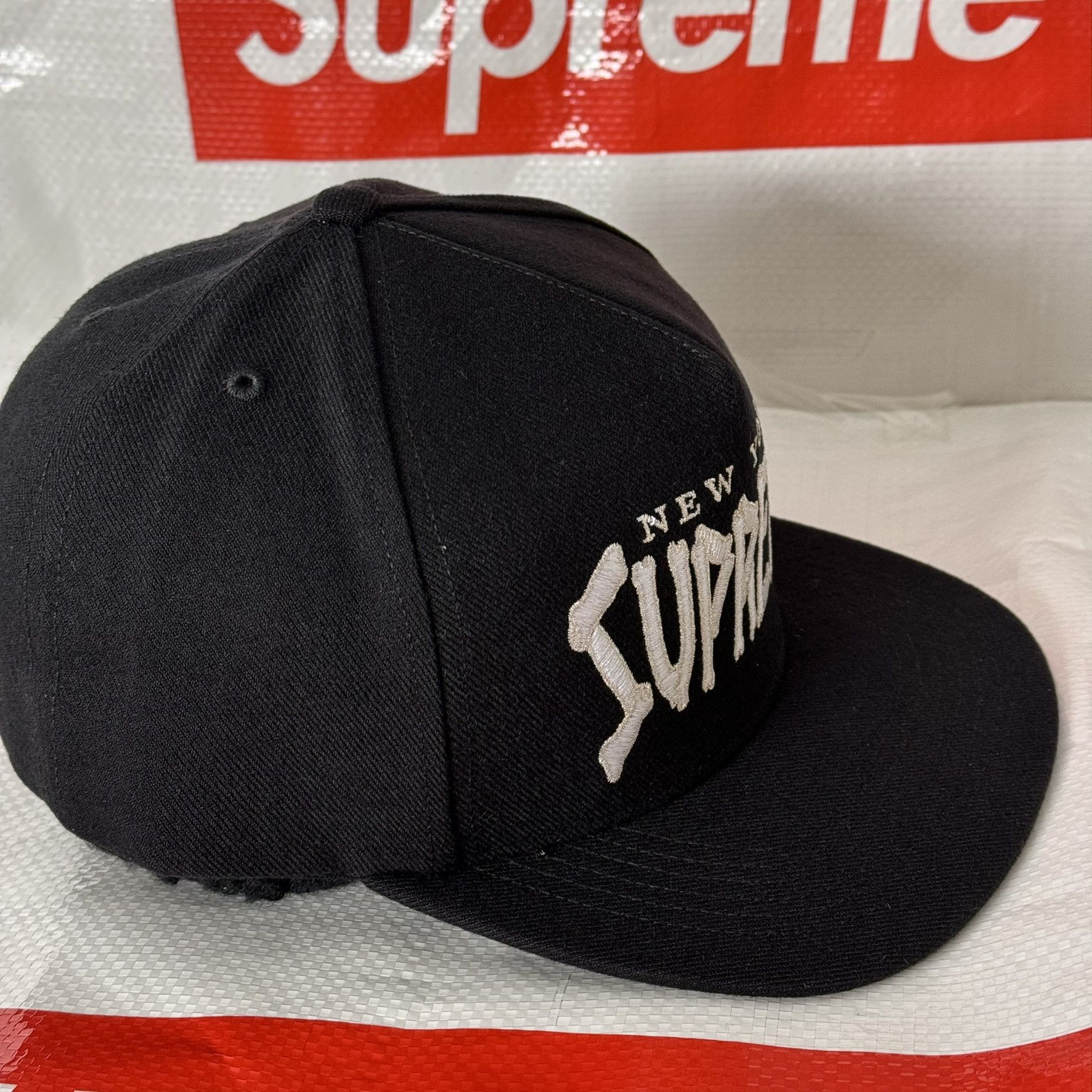 帽子 Supreme BONES LOGO 5-PANEL 21SS black Supreme Bones Logo 5-Panel (SS21) - $42