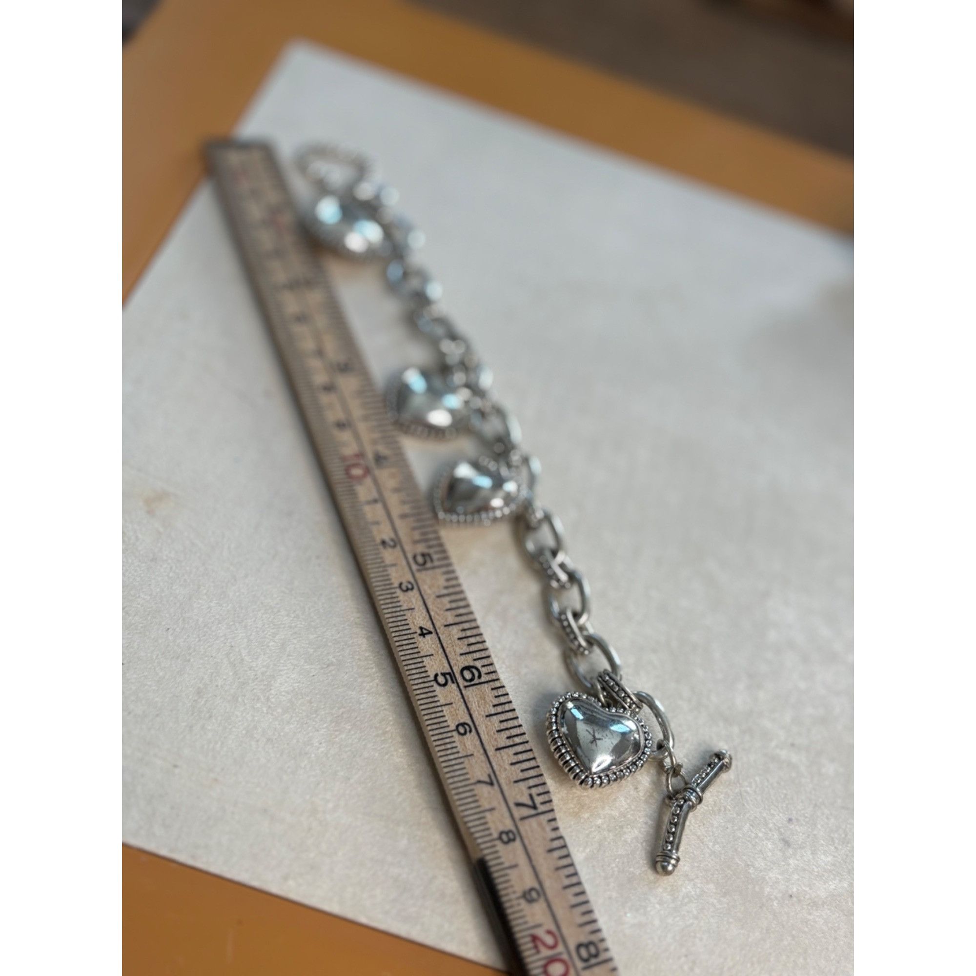 Other Heart Charm Silver Tone Bracelet With Toggle Clasp 7.5" Size ONE SIZE - 8 Thumbnail