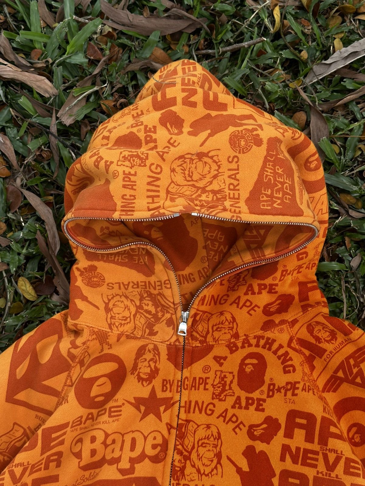 Bape A Bathing Ape BAPE All Logo Full Zip Hoodie NIGO Era Size US S / EU 44-46 / 1 - 5 Thumbnail