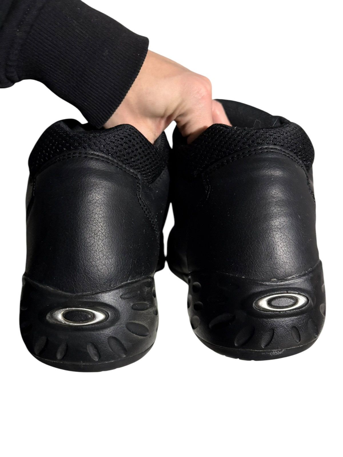 Oakley 2002 Oakley Anti Sole Shane Battier Sneaker Redcode y2k hoop Size US 10 / EU 43 - 4 Thumbnail