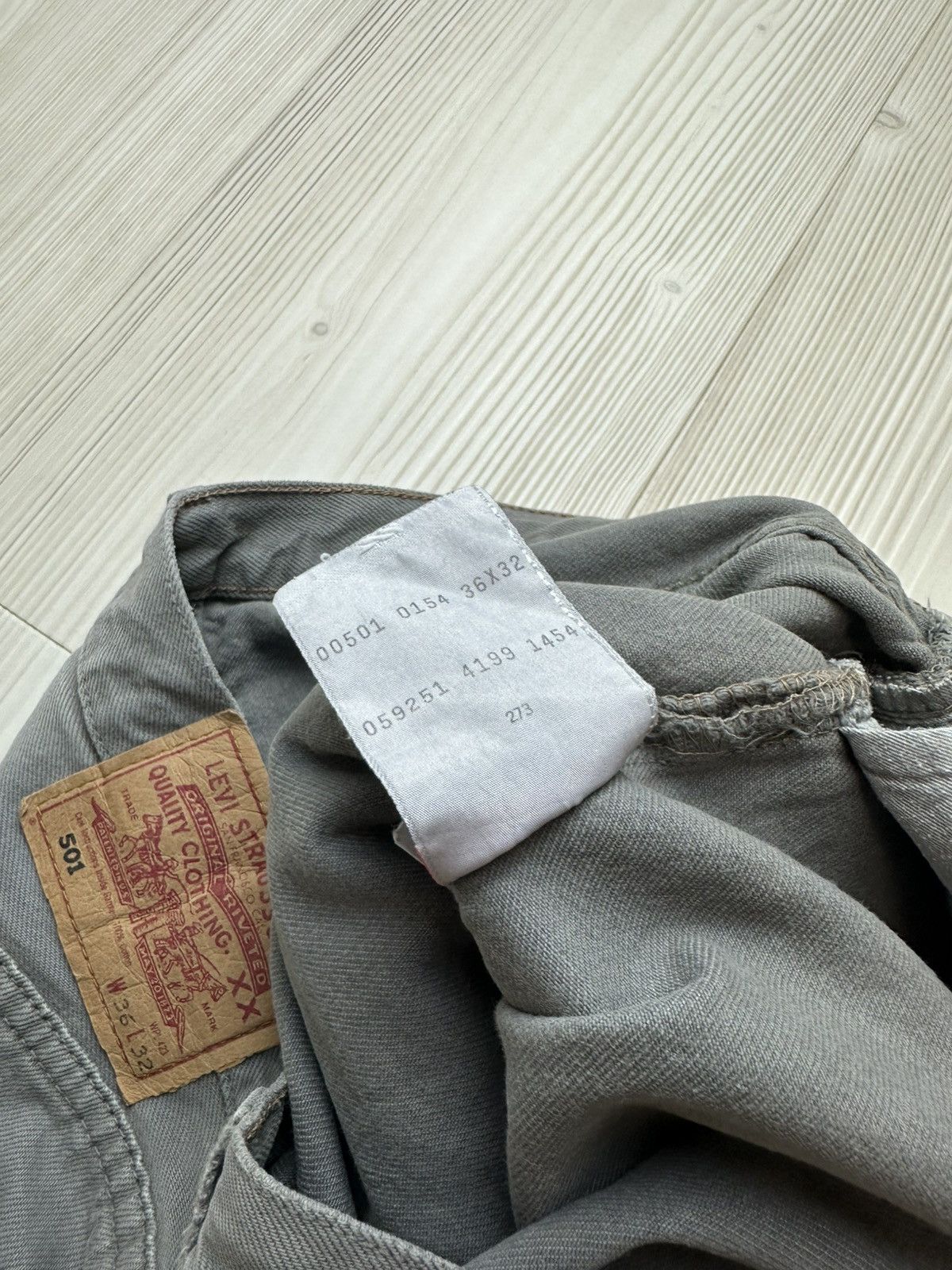 Levi's Vintage Clothing Levi’s vintage 501 36/32 99’ grey Size US 36 / EU 52 - 5 Thumbnail