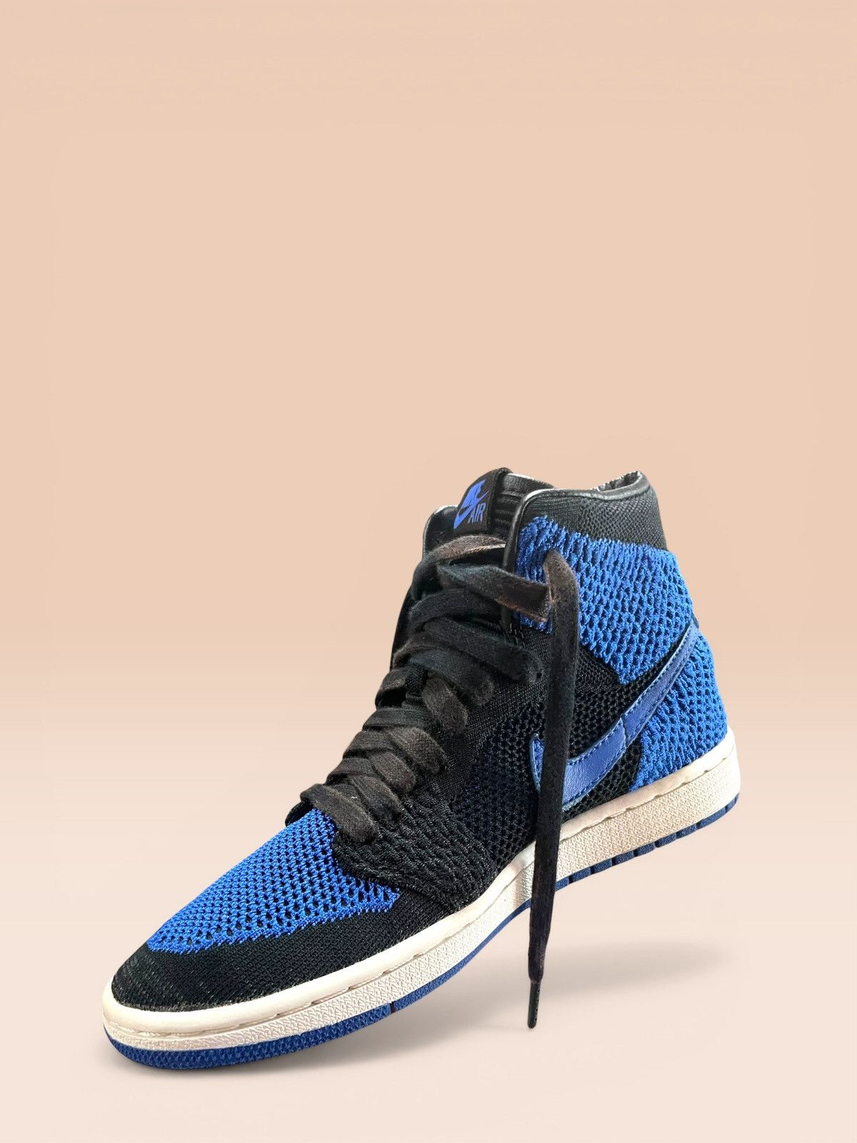 Jordan Brand Air Jordan 1 Retro High OG Flyknit GS "Royal" Size US 6 / EU 39 - 14 Thumbnail