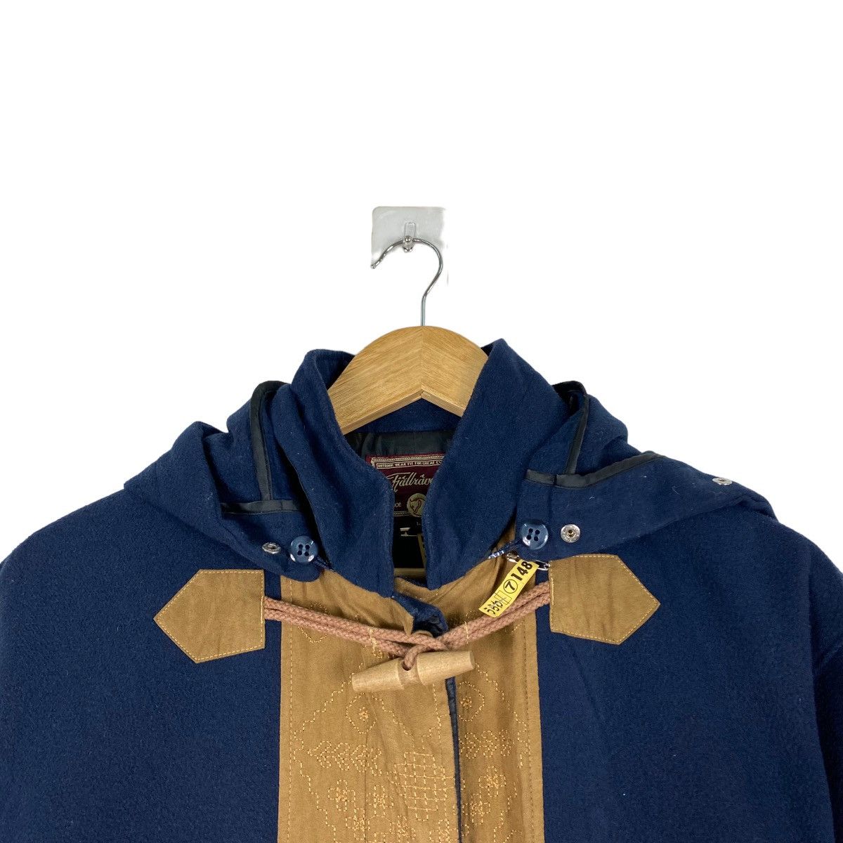 Fjallraven × Japanese Brand Fjallraven Duffle Hoodie Coat Size M Size US M / EU 48-50 / 2 - 4 Thumbnail