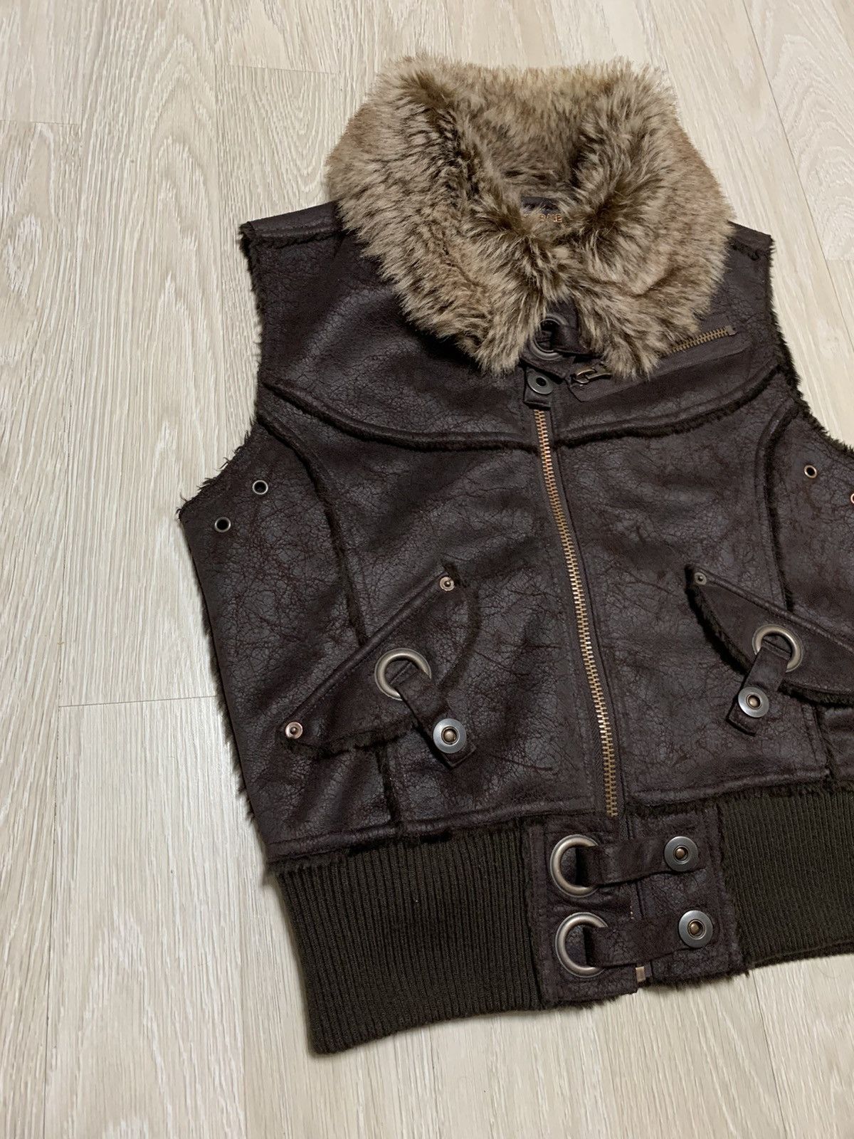 Japanese Brand × Vintage Vintage faux fur vests Size M / US 6-8 / IT 42-44 - 2 Thumbnail