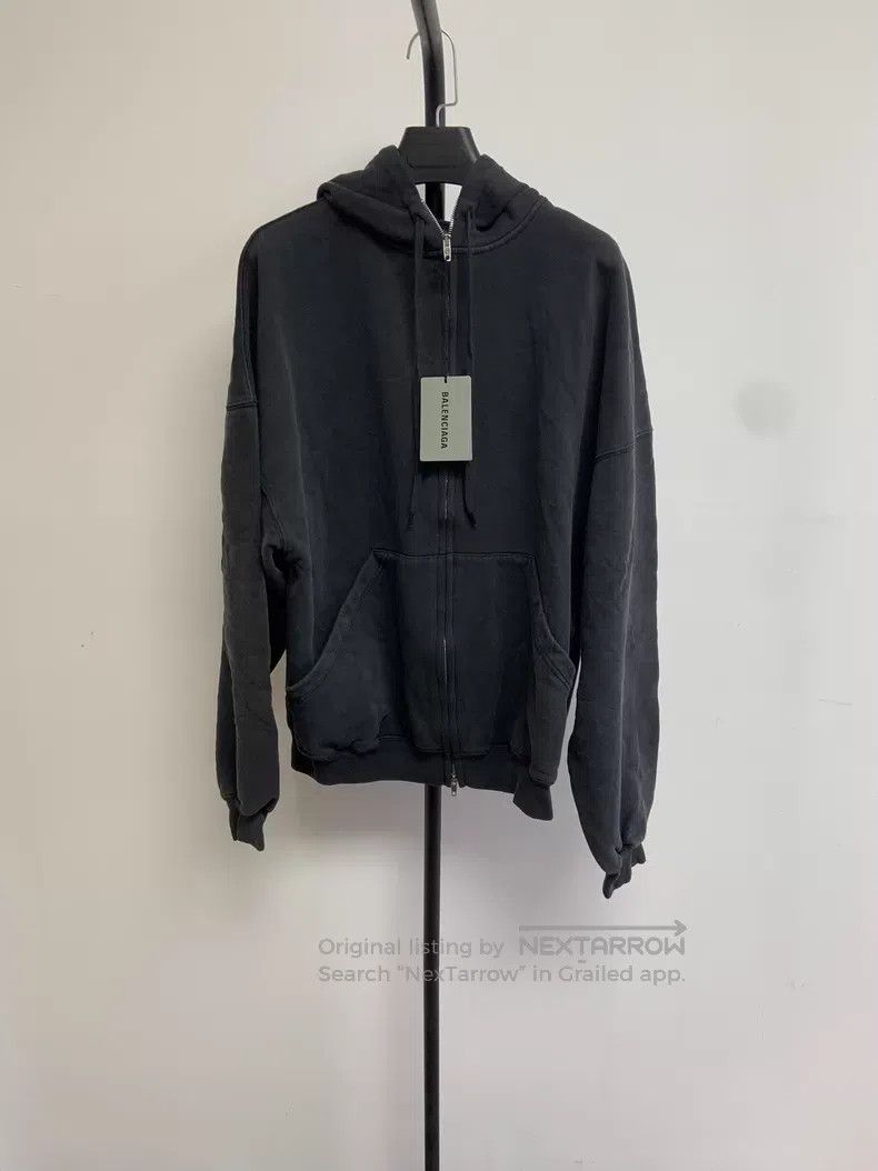 Balenciaga Balenciaga Printed Hooded Loose Fit Long Sleeve Jacket Size M / US 6-8 / IT 42-44 - 2 Thumbnail