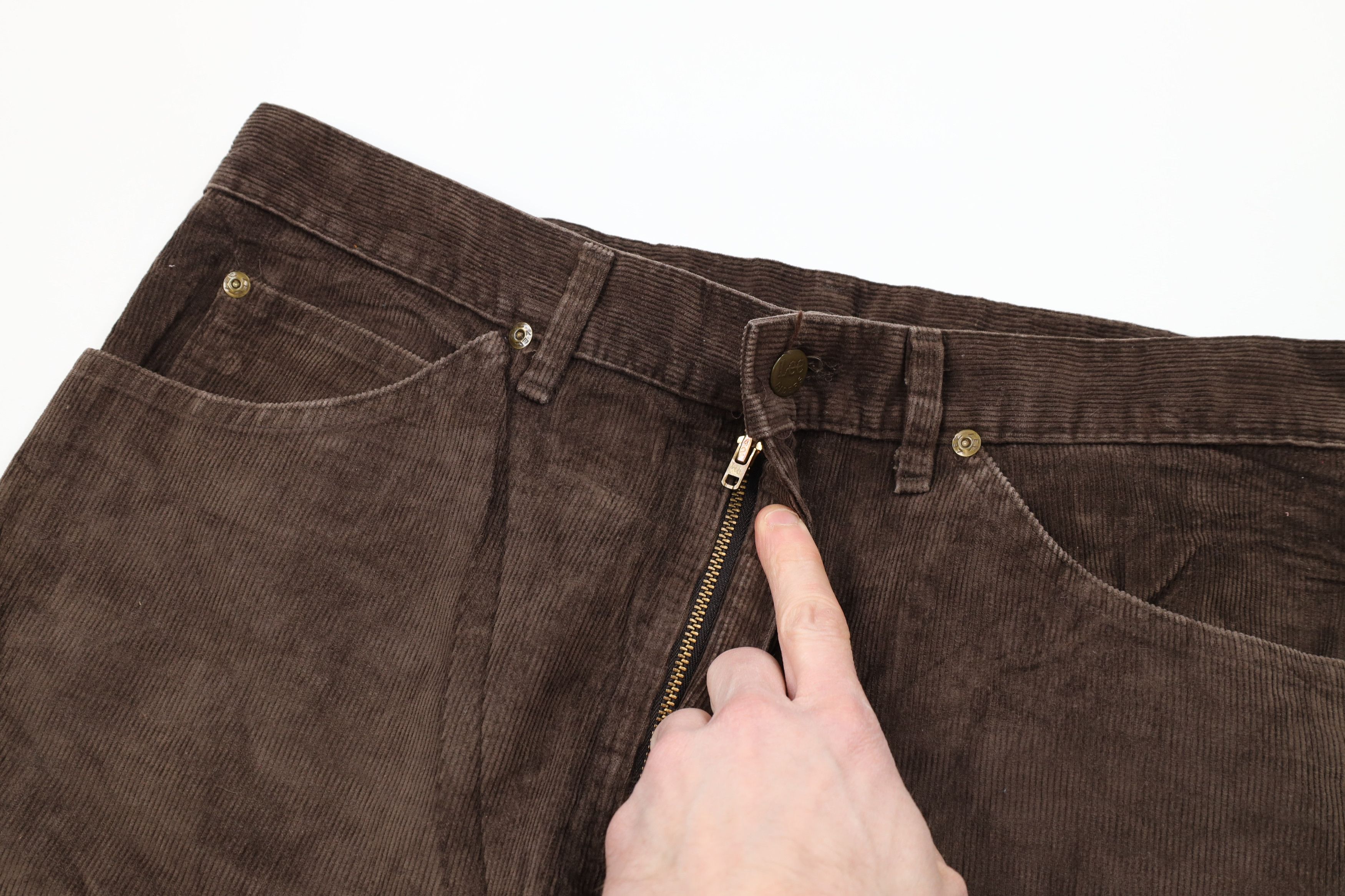 Lee × Vintage Vintage 70s Lee Leg Bell Bottoms Corduroy Pants Brown USA Size 34 - 5 Thumbnail