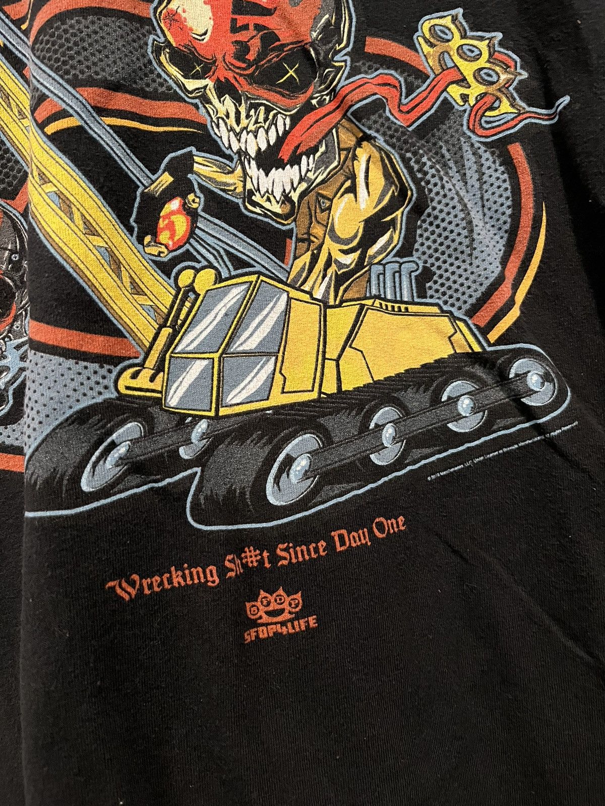 Band Tees 2015 five finger death punch band tshirt Size US XXL / EU 58 / 5 - 3 Thumbnail