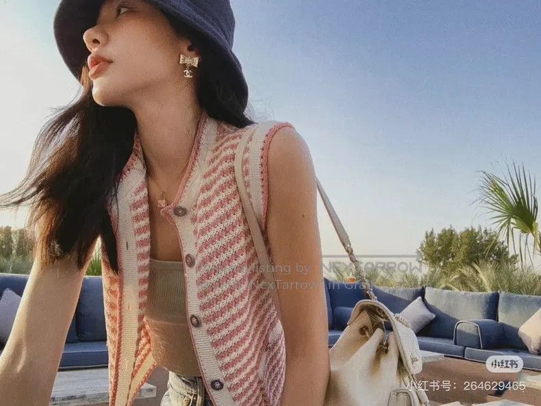 Chanel Chanel 22 Spring and Summer Preview Series Pink and White Size XS / US 0-2 / IT 36-38 - 9 Thumbnail