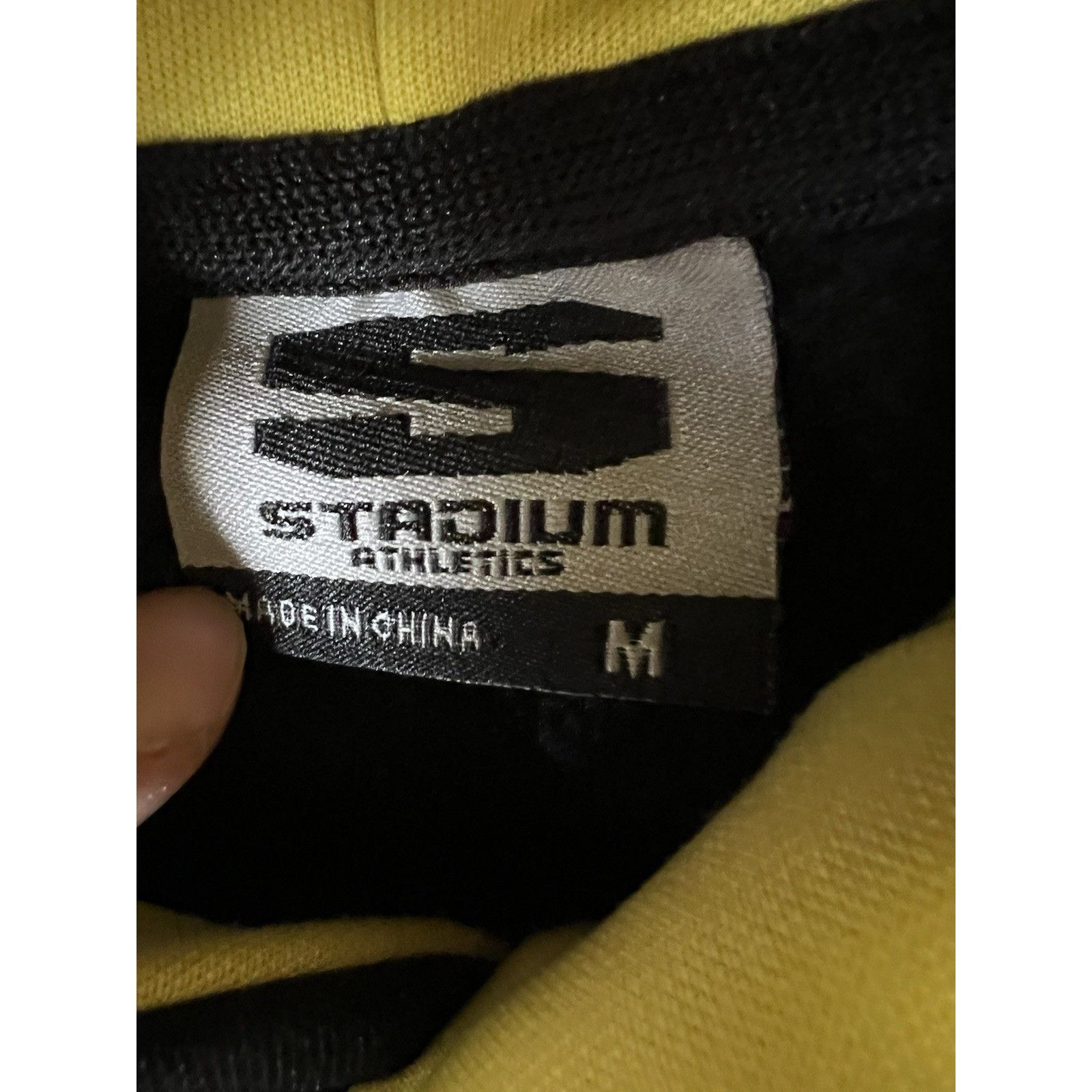 Other Vintage Oregon Ducks Hoodie Sweatshirt Size Medium Embroider Size US M / EU 48-50 / 2 - 7 Thumbnail