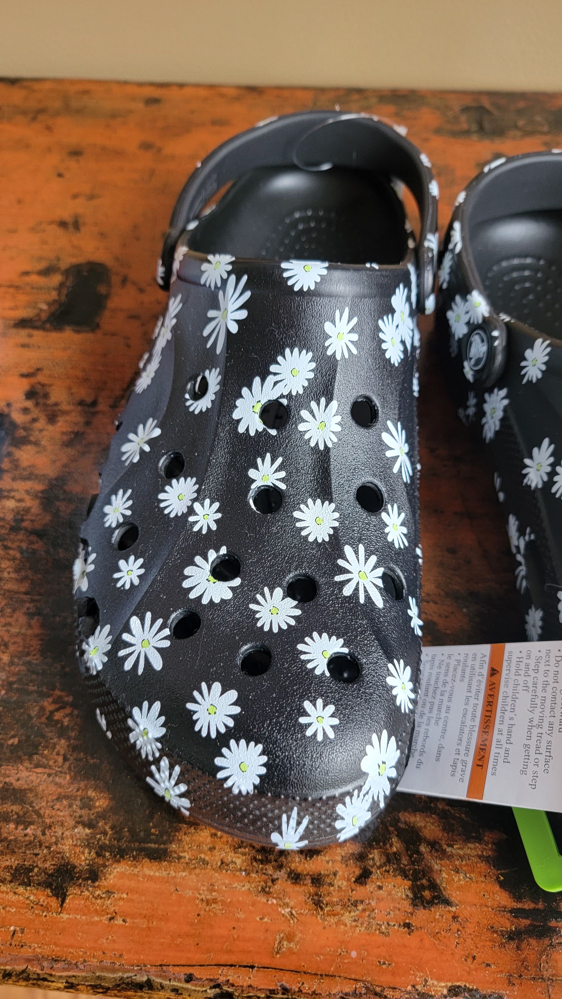 Crocs Flower Crocs Size US 12 / EU 45 - 4 Thumbnail