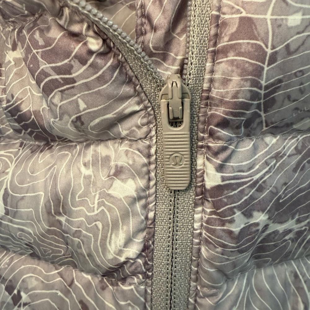 Lululemon Lululemon Pack It Down Again Hooded Jacket Down Elevation 10 Size L / US 10 / IT 46 - 6 Thumbnail