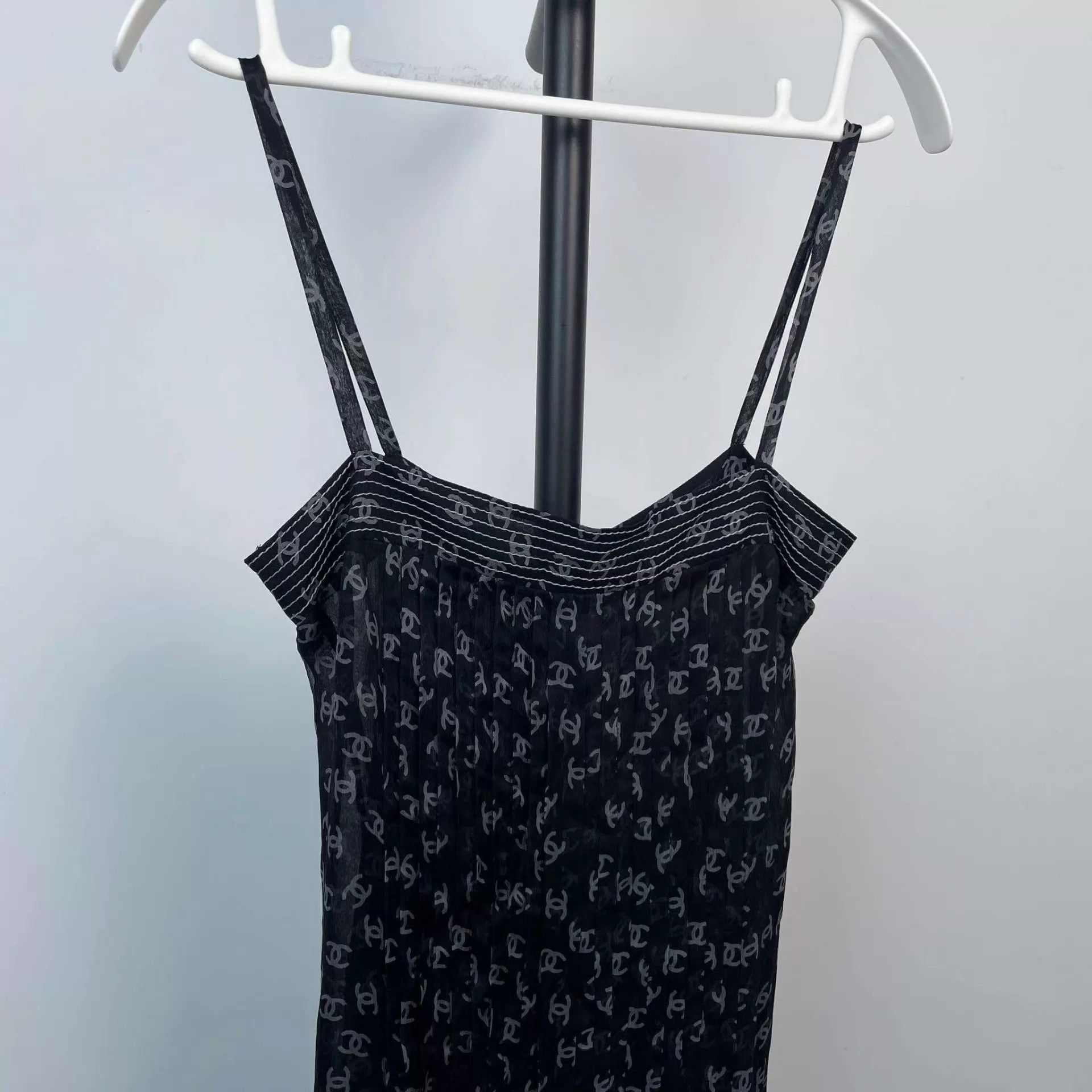 Chanel Chanel all over print silk cami dress black 34 Size XS / US 0-2 / IT 36-38 - 9 Thumbnail