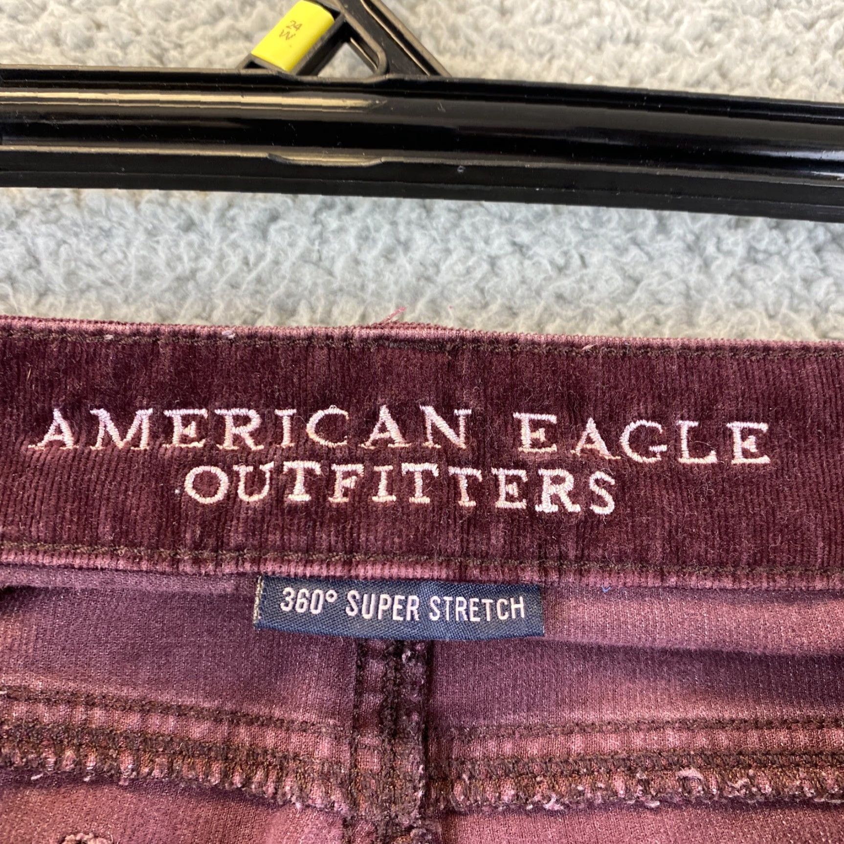 American Eagle Outfitters American Eagle Womens Corduroy Pants 8 Stretch Burgundy Straight 54-43 Size 30" / US 8 / IT 44 - 4 Thumbnail