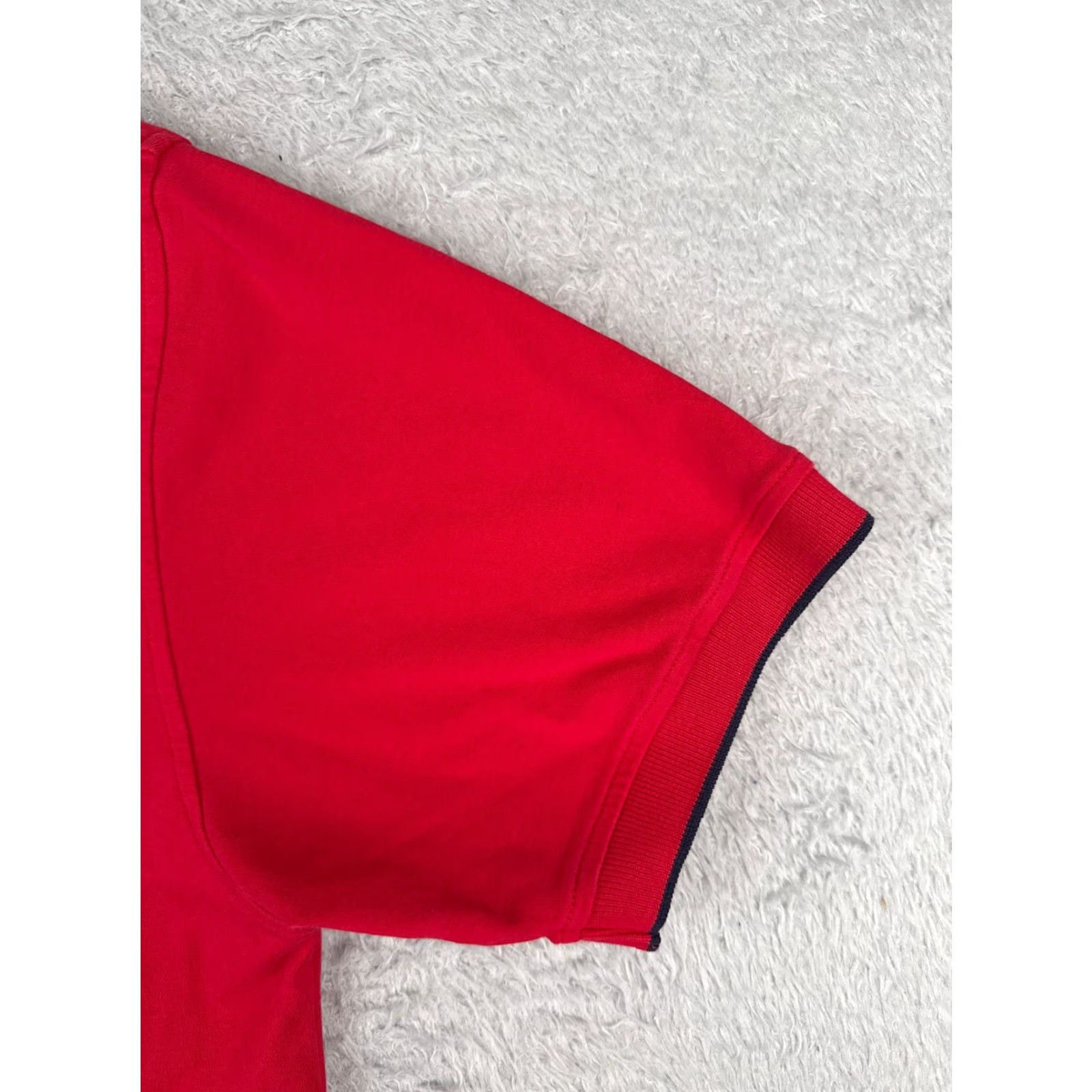 Tommy Hilfiger VINTAGE Tommy Hilfiger Polo Shirt Men Red 100% Cotton Jersey Short Sleeve Adult Large Slim Key Logo Embroidered 90s Sports Style Mens Size US L / EU 52-54 / 3 - 2 Thumbnail