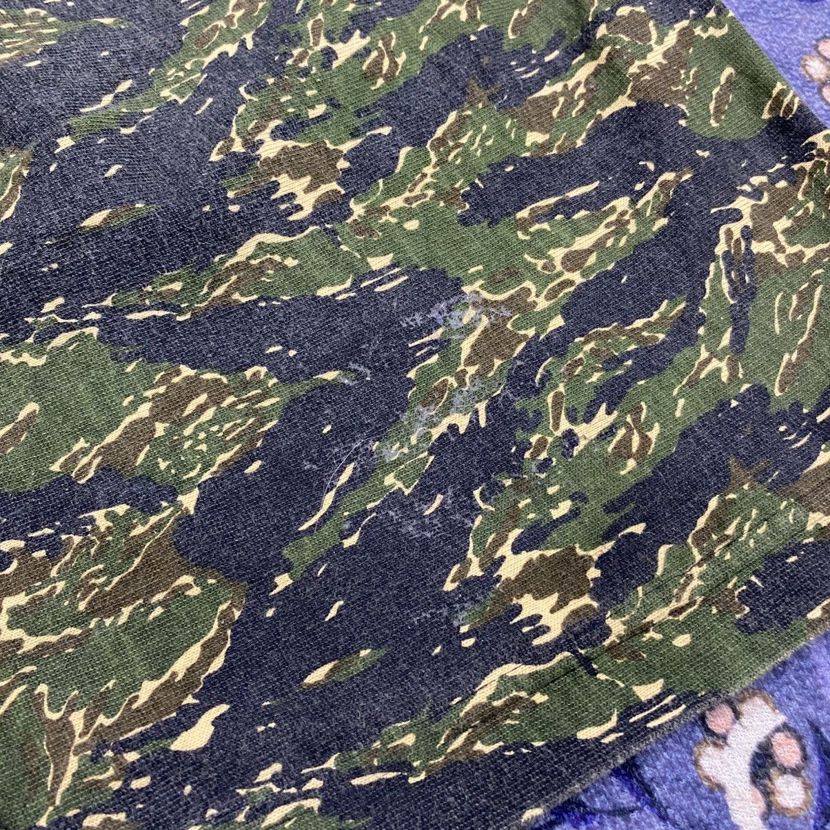 Stussy STUSSY X CHAMPION REVERSE WEAVE SHORT TIGER CAMO ARMY Size US 29 - 8 Thumbnail